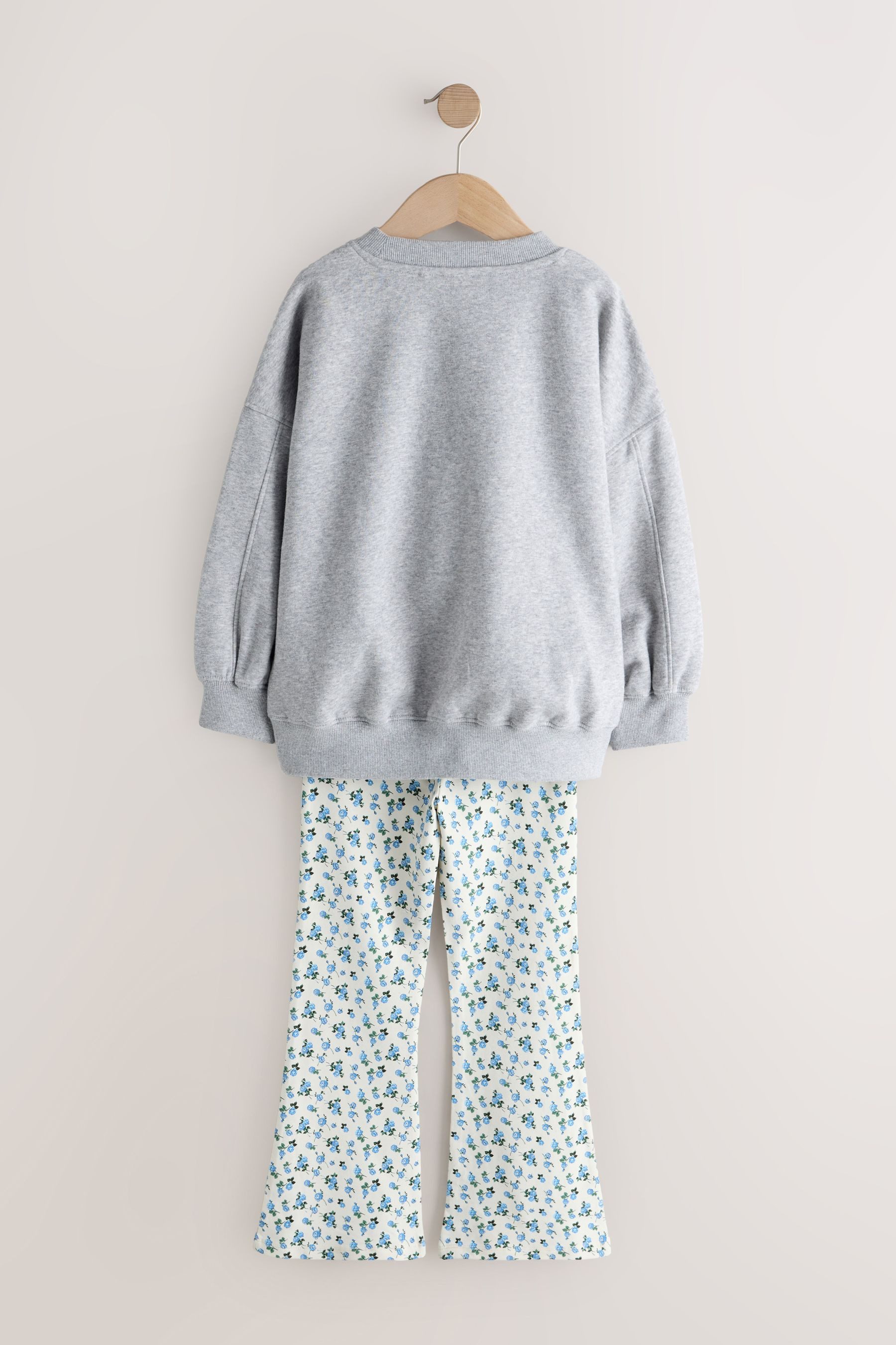 Next Top & Leggings Sweatshirt und ausgestellte Leggings im Set (2-tlg)