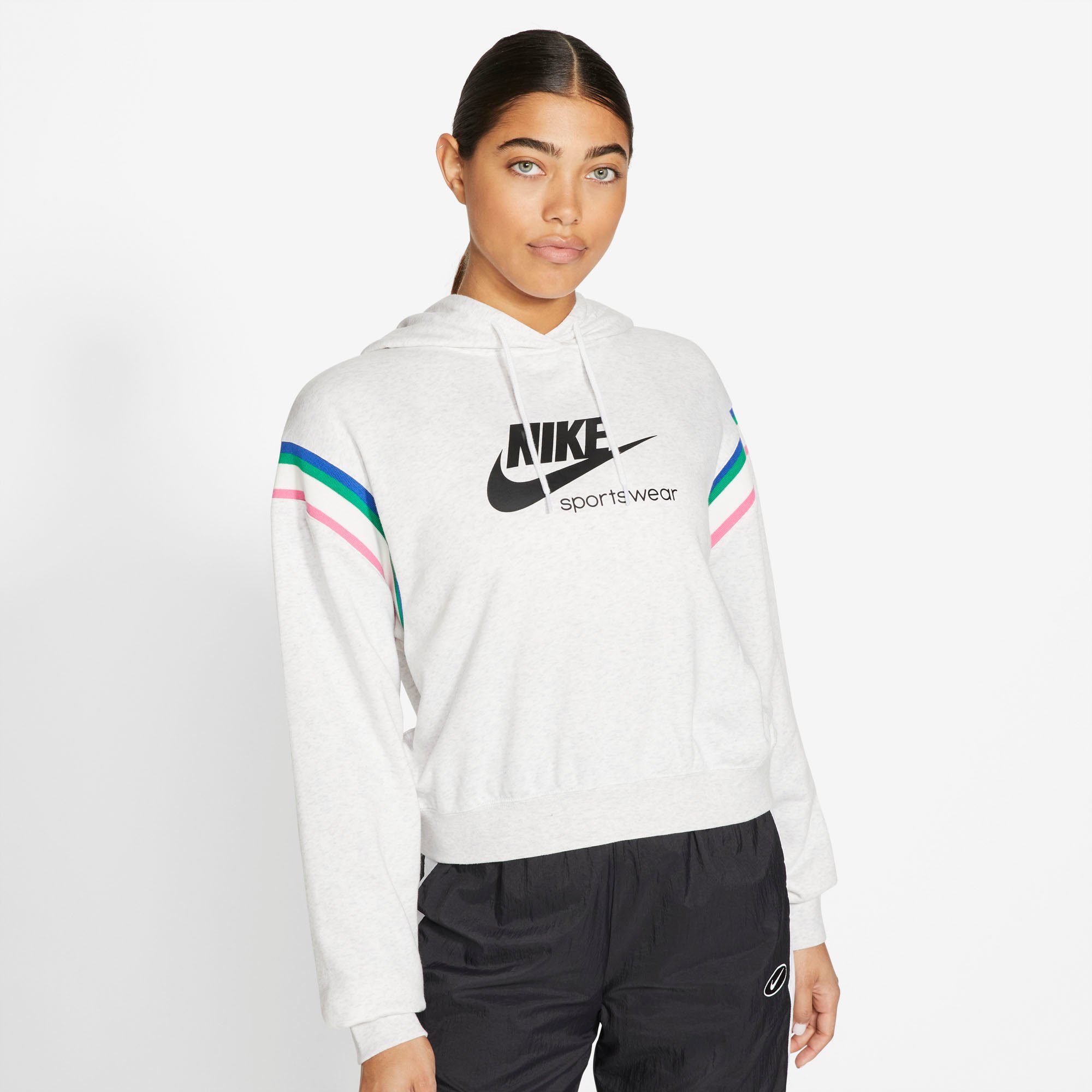 Nike Sportswear Kapuzensweatshirt »Heritage Women's Pullover Hoodie« online  kaufen | OTTO