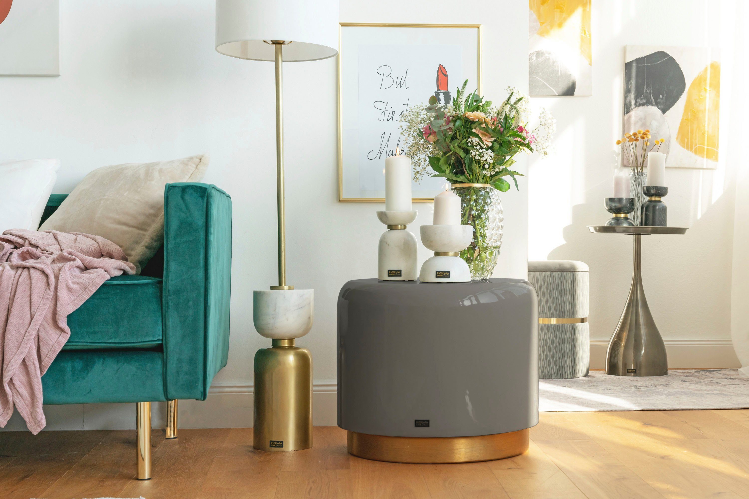 Kayoom Sitzhocker Hocker Artisse, Edler Touch durch goldenen Sockel (1 St), stilvoll, farbig lackiert, dekorativ, Moderner Look