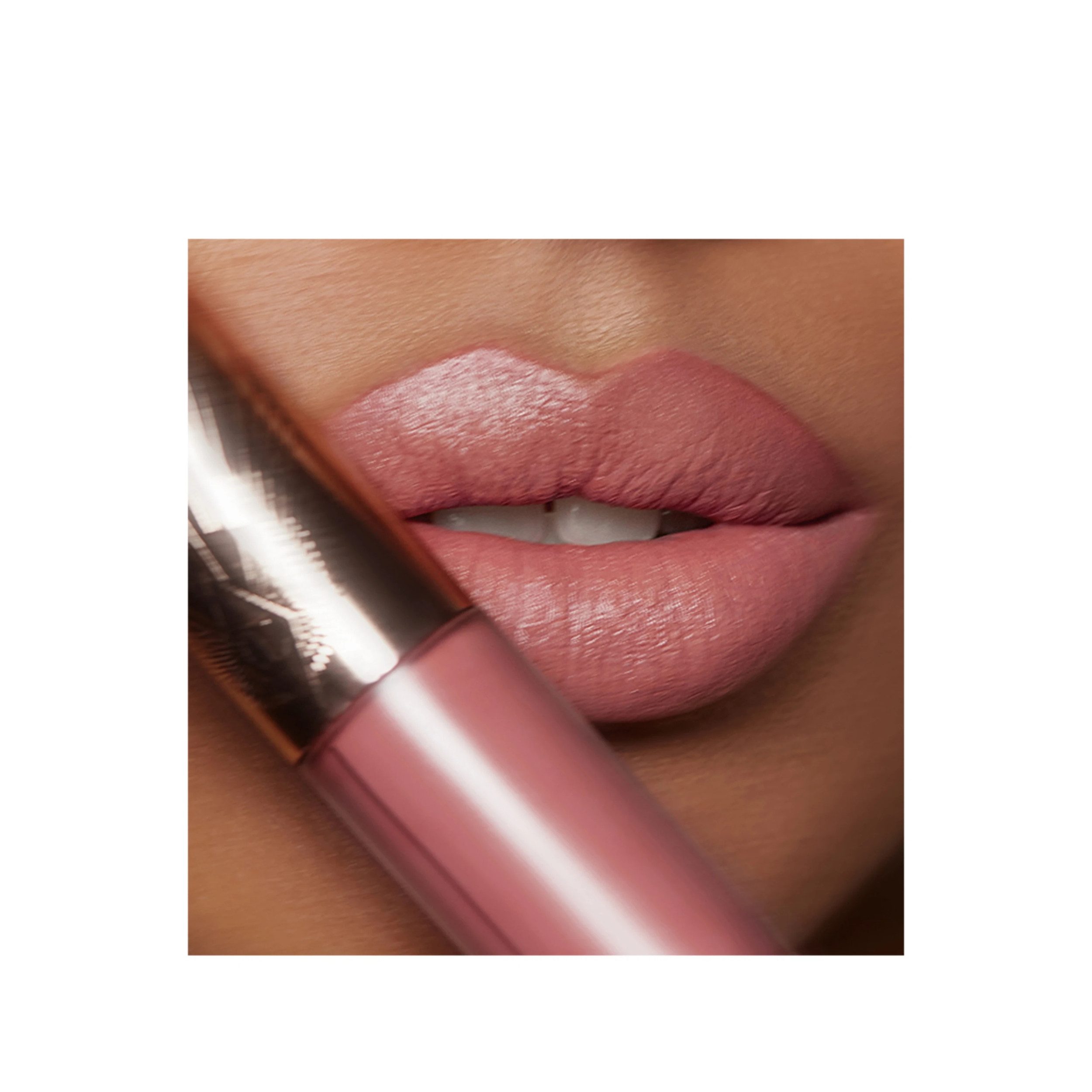 CHARLOTTE TILBURY Lippenstift AIRBRUSH FLAWLESS LIP BLUR Liquid Lipstick, Airbrush Flawless Lip Blur in Pillow Talk Blur