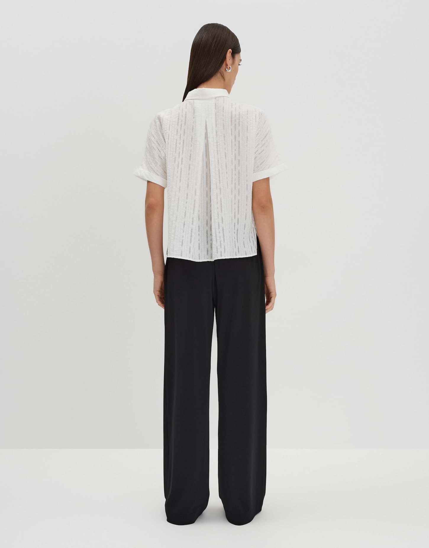 someday Kurzarmbluse ZILINA STRUCTURE Loose mit feiner Lochstruktur