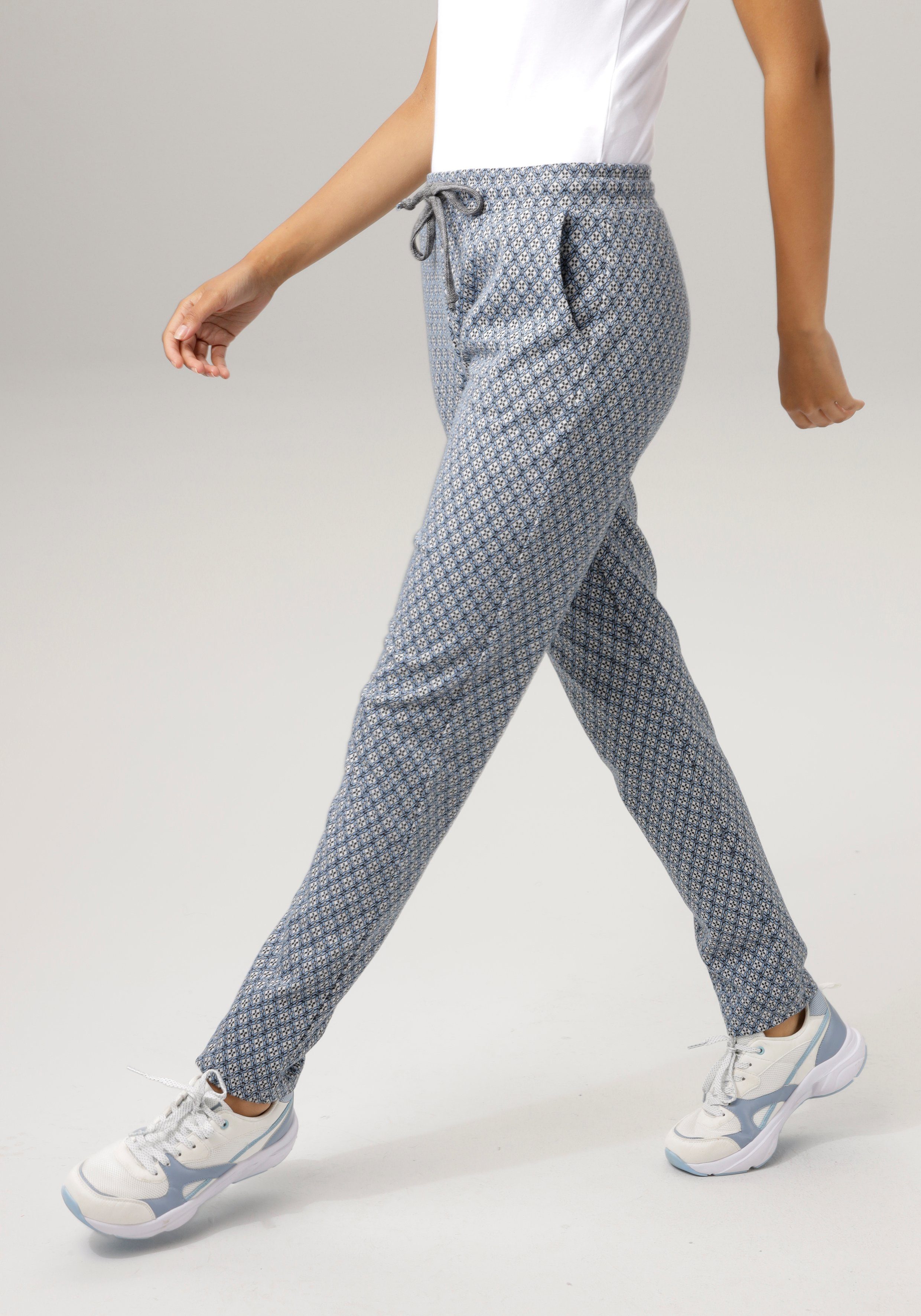 Aniston CASUAL Schlupfhose im extravagantem Karo-Dessin günstig online kaufen