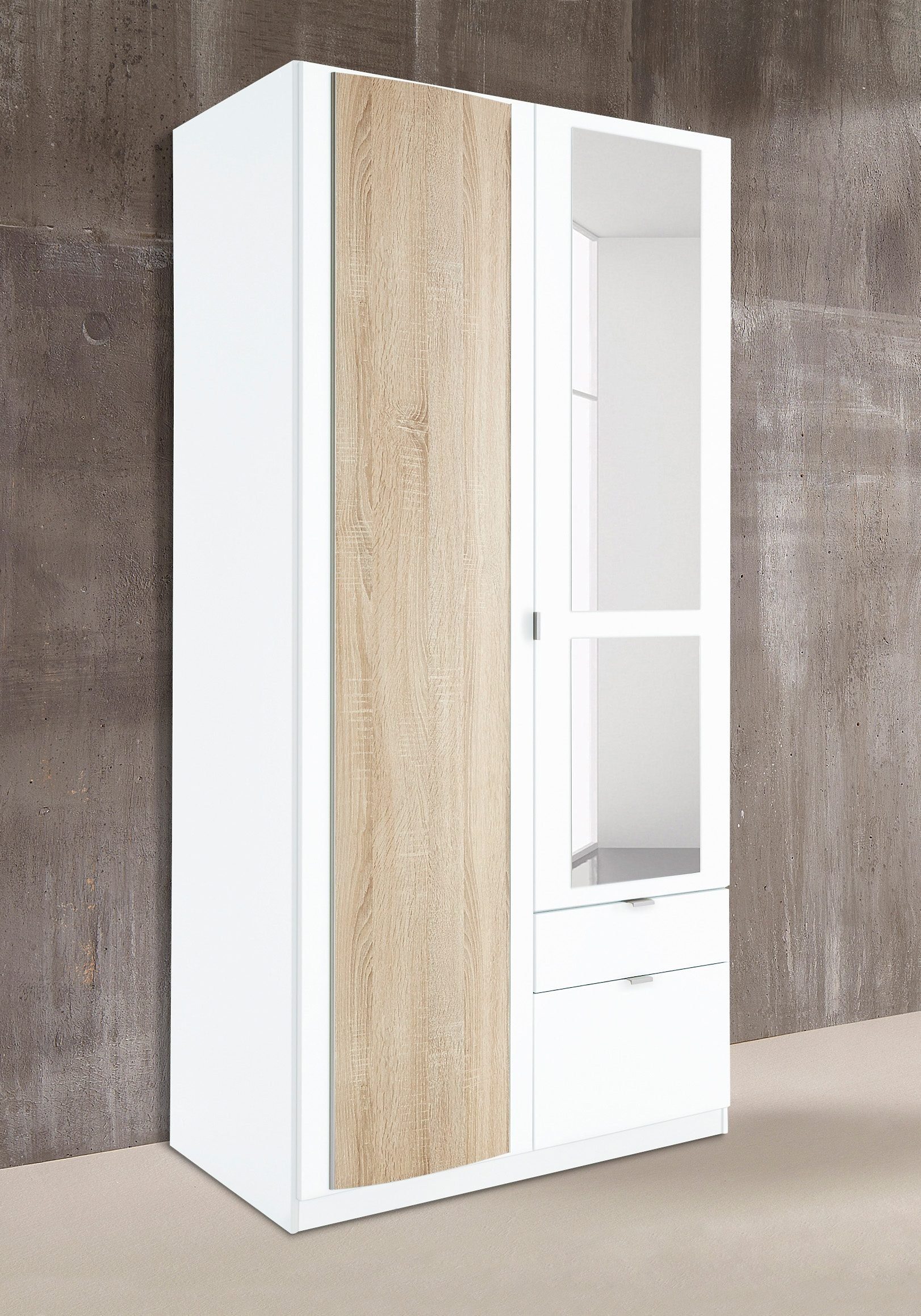 priess Kleiderschrank mit gerundeten Elementen auf den Außentüren