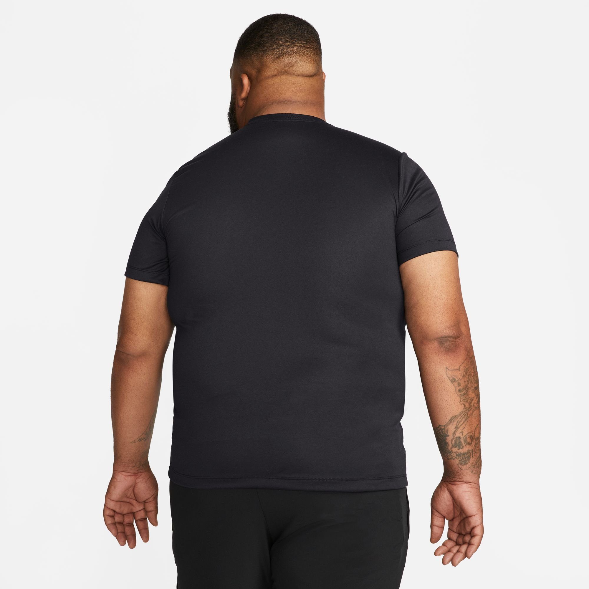 BLACK/MATTE FITNESS DRI-FIT SILVER LEGEND MEN'S Nike Trainingsshirt T-SHIRT