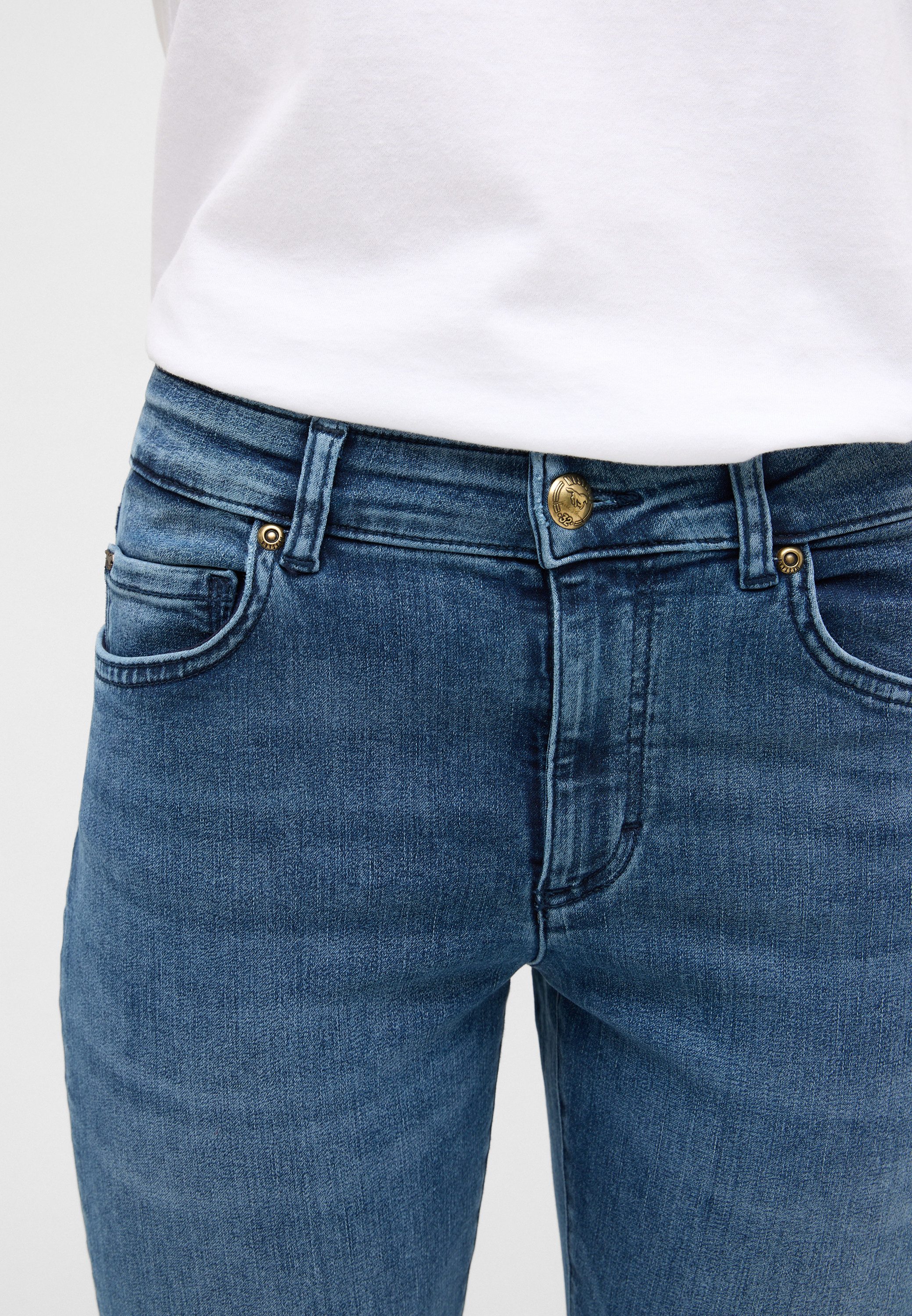 MUSTANG Slim-fit-Jeans Damen Style Crosby Relaxed Slim – Bild 5 von 5