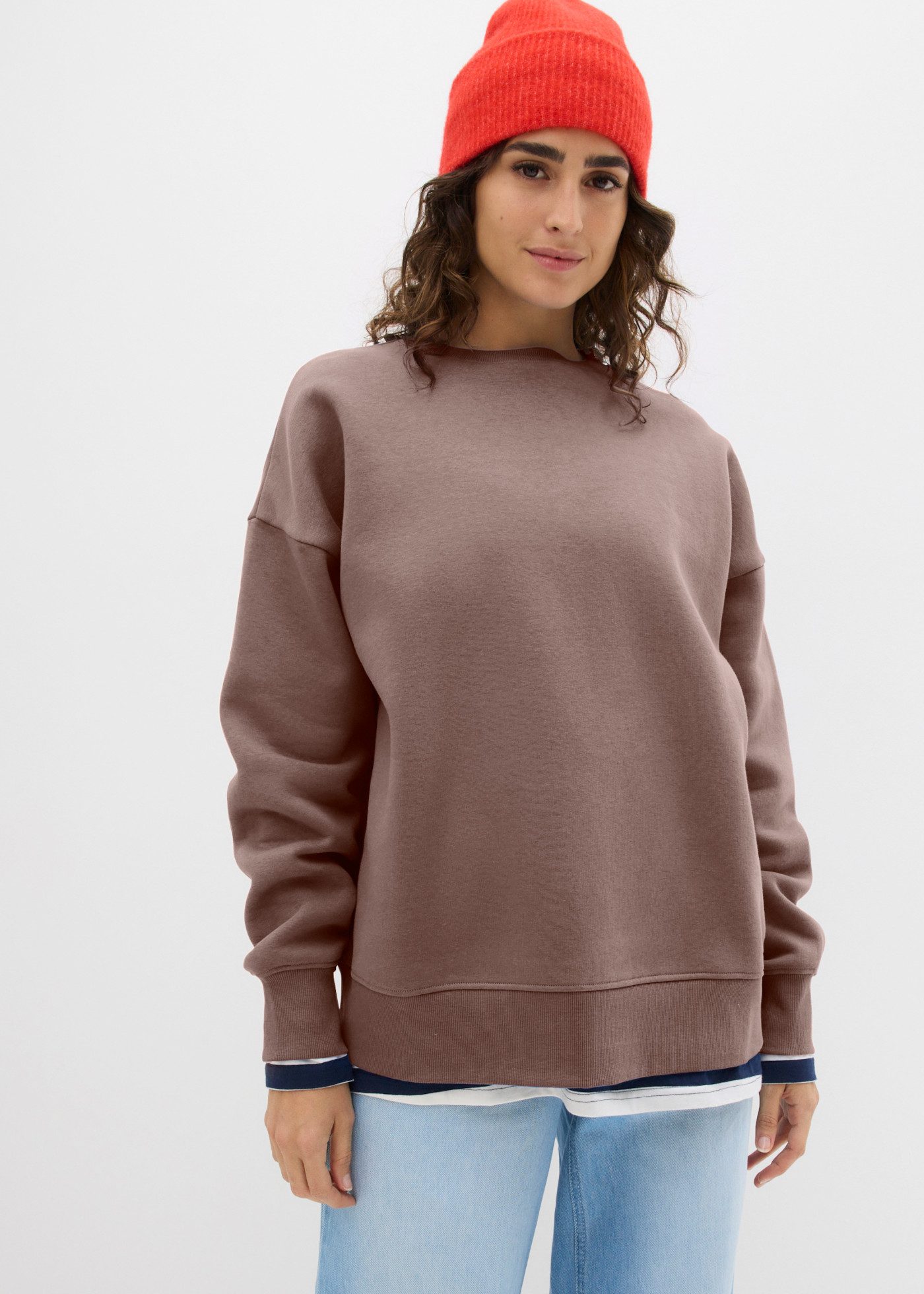 bonprix Sweatshirt Loose Fit, mit Rundhalsausschnitt, aus Baumwolle und Polyester, casual
