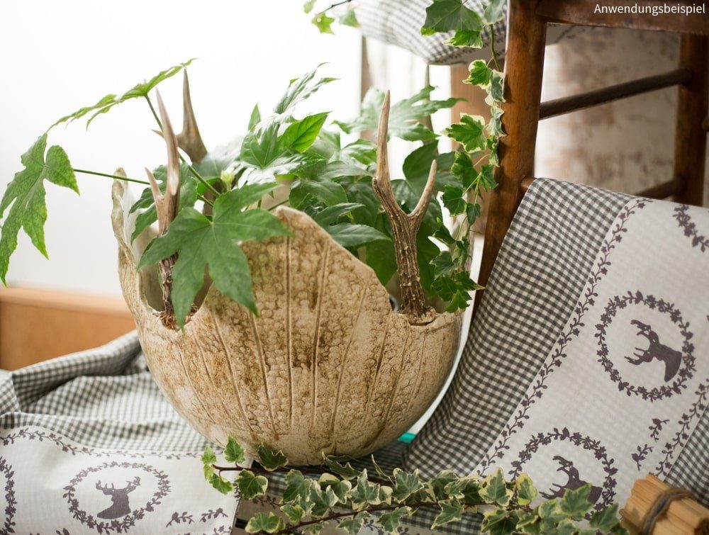 matches21 HOME & HOBBY Tischdecke Tischdecke RESI Hirsche kariert grün, 100 % Baumwolle, in 100x100 cm (1-tlg), Pflegeleicht waschbar bis 30° Grad