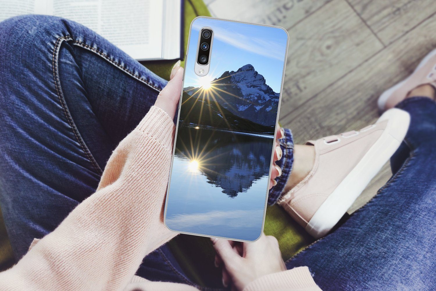 MuchoWow Handyhülle für Samsung Galaxy A70 Alpen - Berg - Wasser - Schnee, Phone Case, Silikon, Schutzhülle Dünn