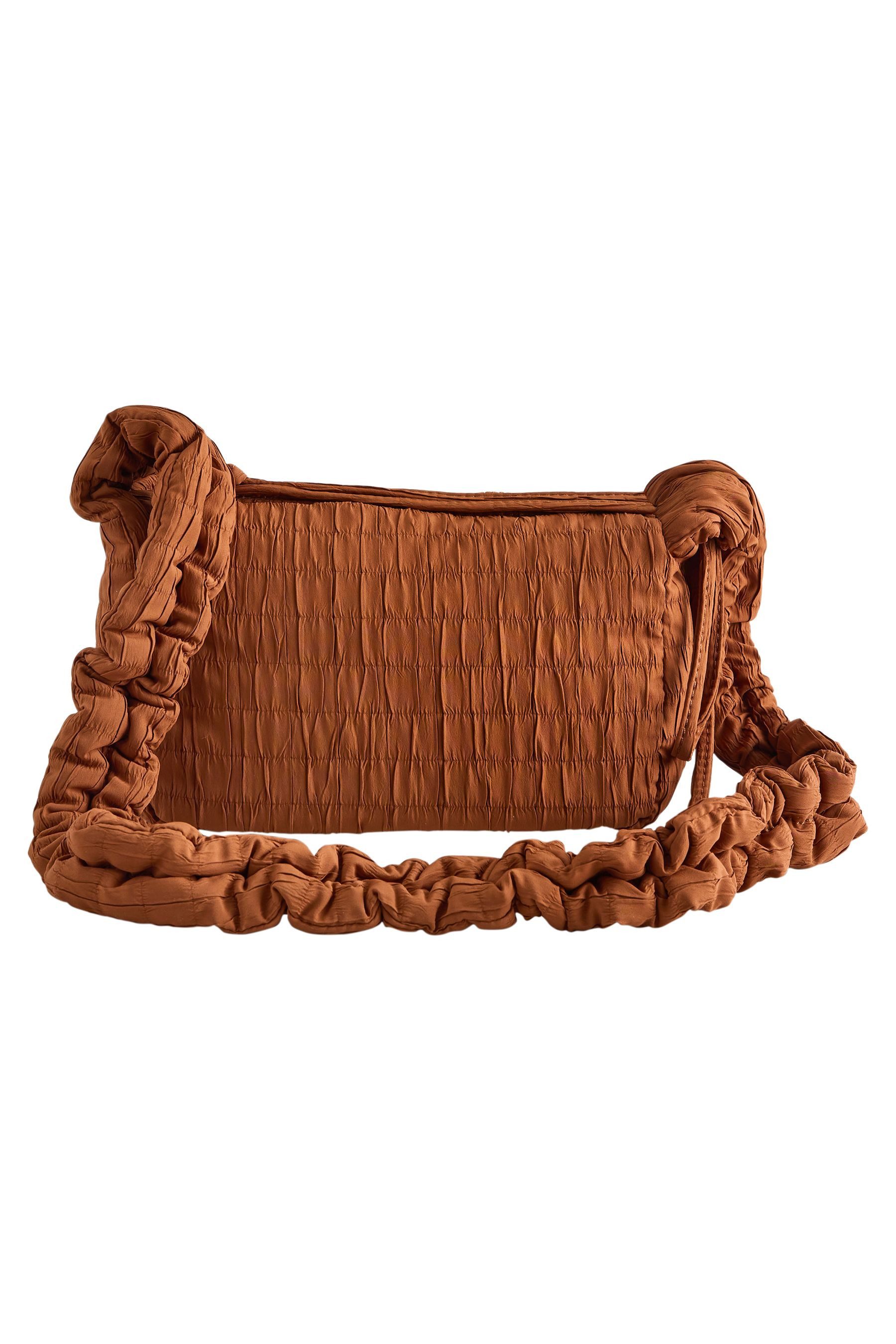 Next Umhängetasche Geraffte Sling-Tasche (1-tlg)