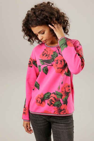 Aniston CASUAL Sweatshirt mit farbenfrohem Rosendruck - NEUE KOLLEKTION