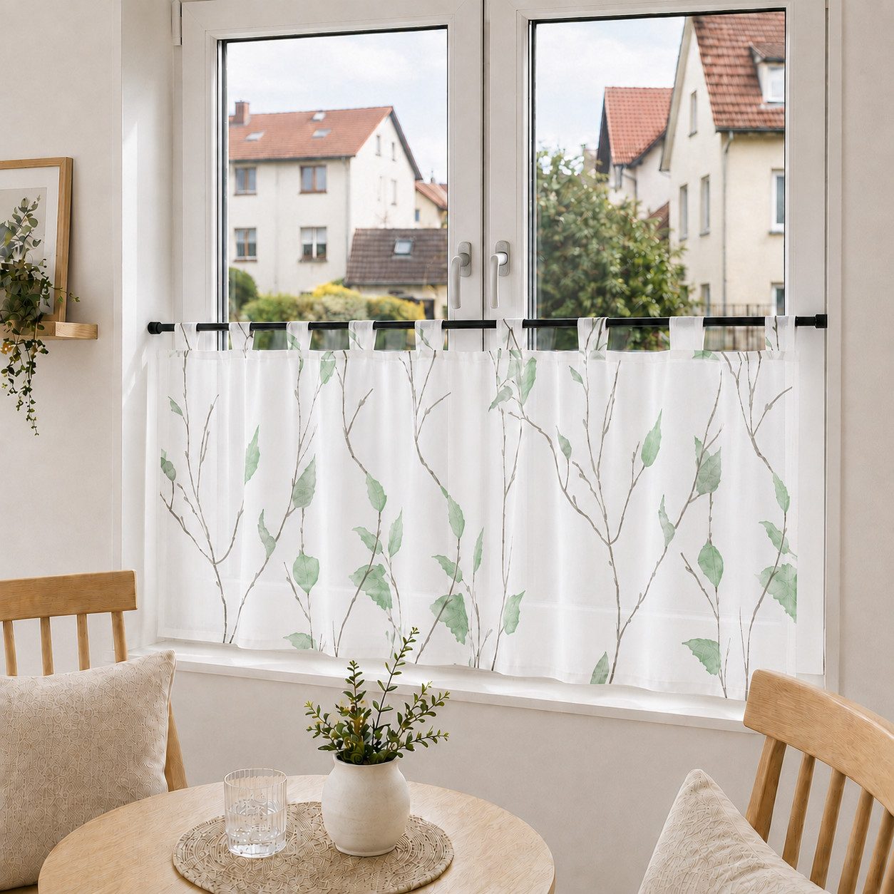 Joyswahl Scheibengardine Dekorative Bistrogardine mit Zweigmuster für Fensterdekoration (1 St), Schlaufen, transparent, Voile Landhausstil Weiß Kurzstores mit Blatt- und Blumenmuster