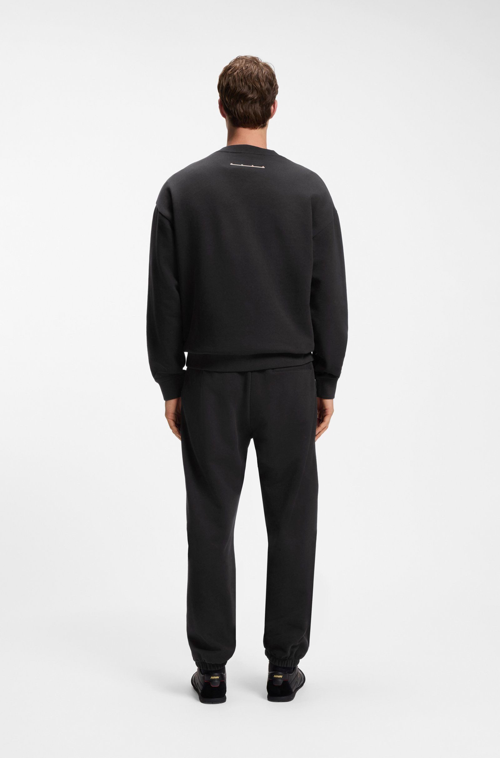 HUGO Jogginghose Datripant mit Streetwear-Logo (1-tlg)
