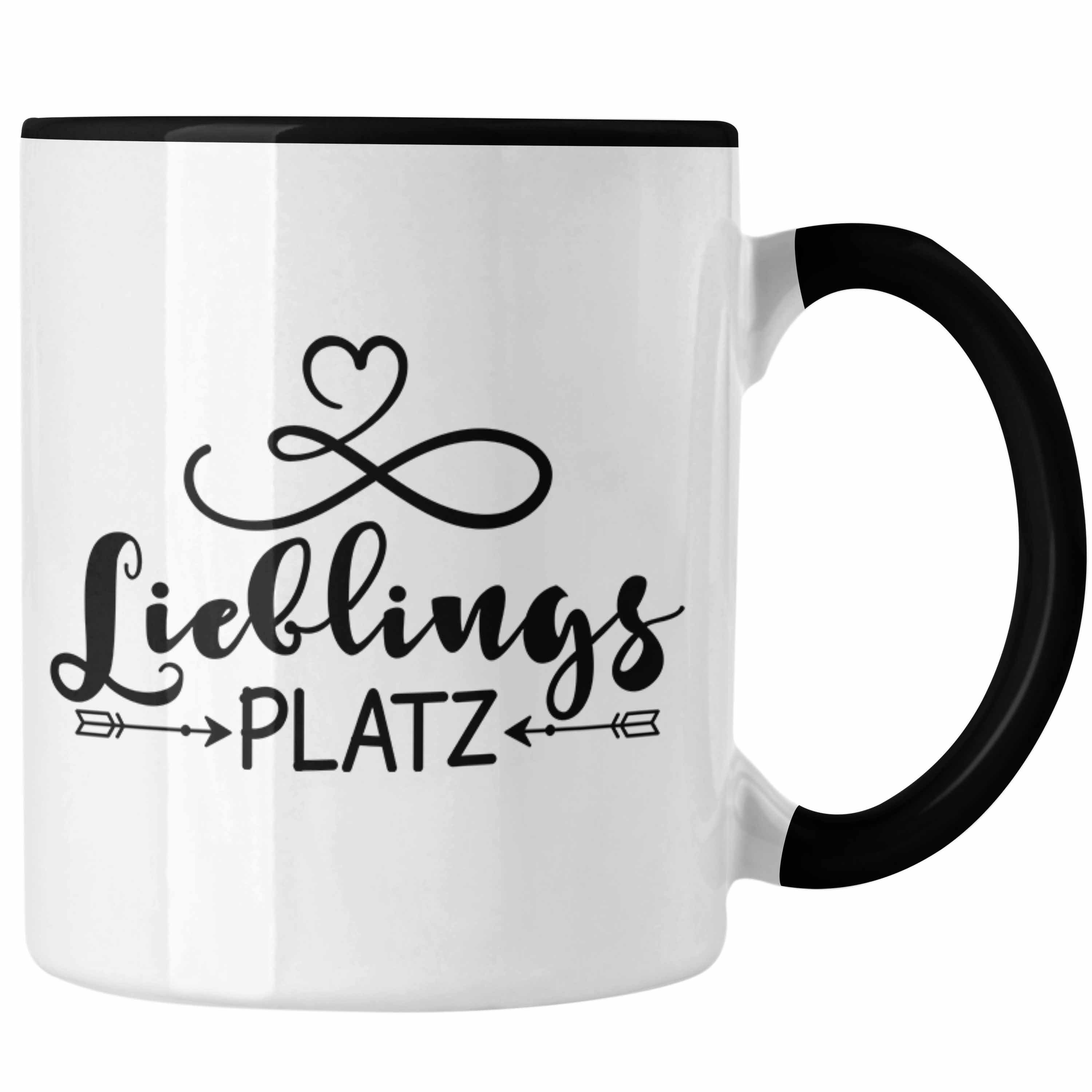 Trendation Tasse Trendation - Lieblings-Platz Tasse Geschenk für Zuhause Neue Wohnung Büro Geschenkidee Schwarz