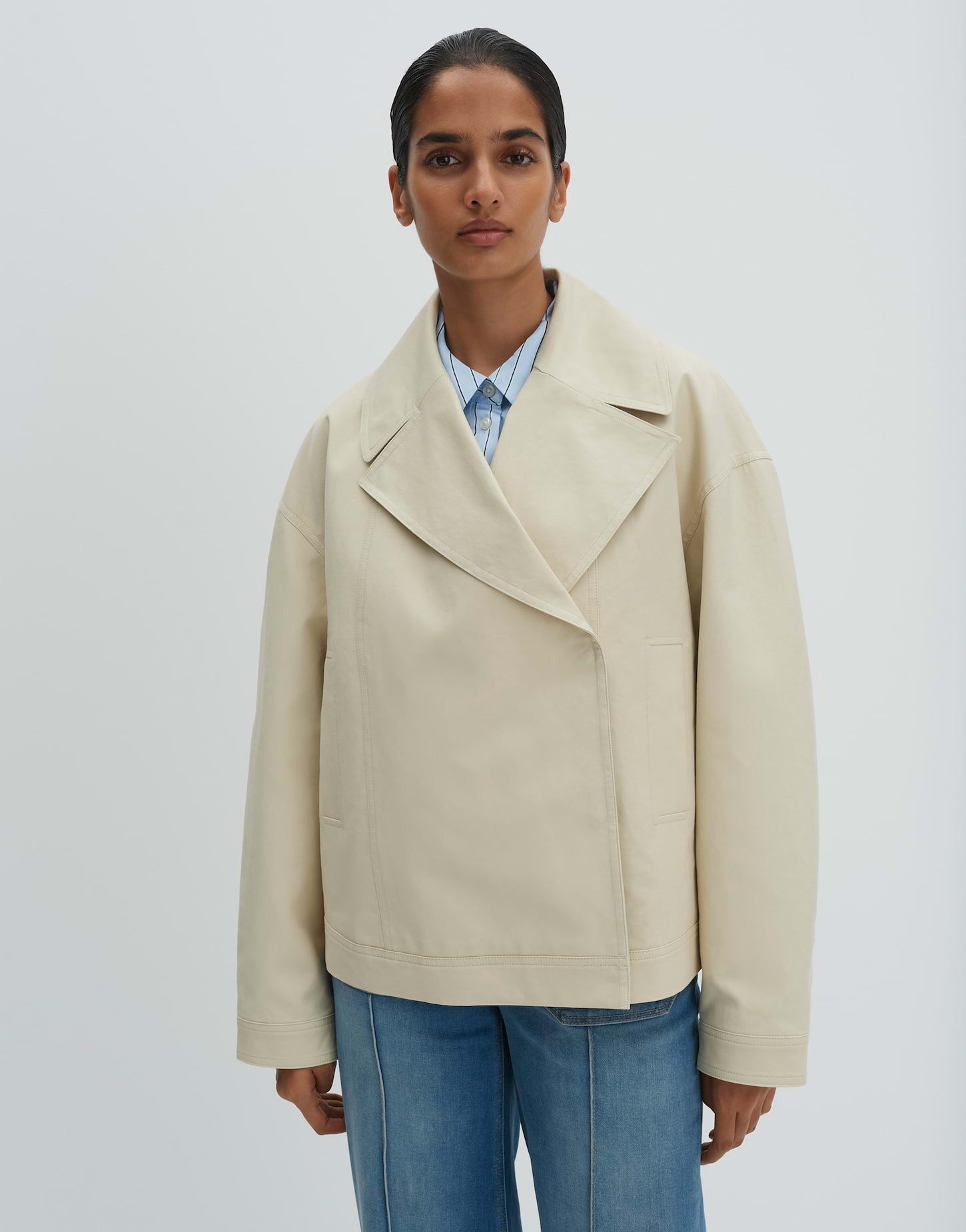 someday Trenchcoat Vialou Weite Passform, Paspeltaschen und Falten-Detail am Saum