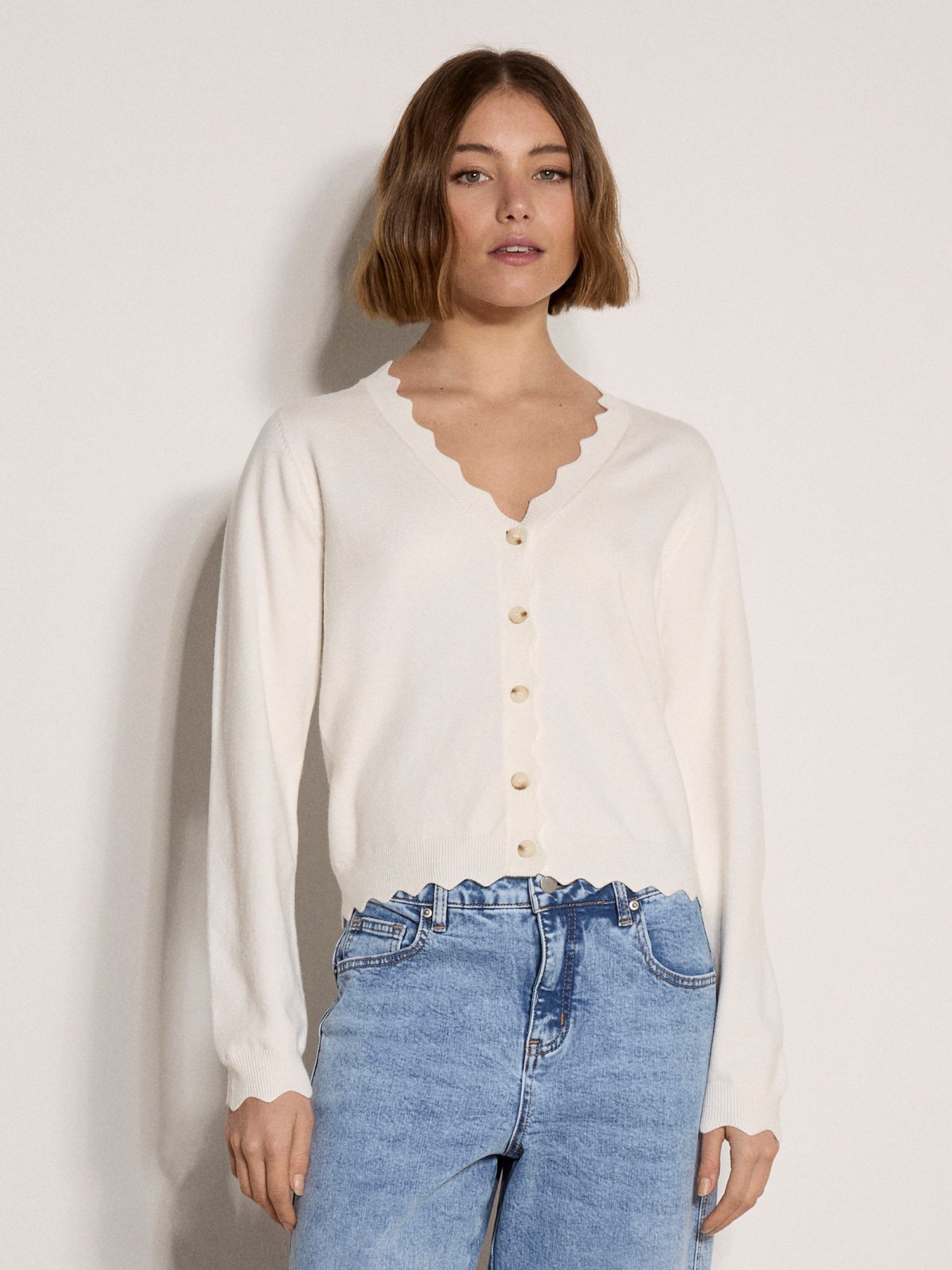Apricot Cardigan Strickjacke mit Wellenkante Einfarbig
