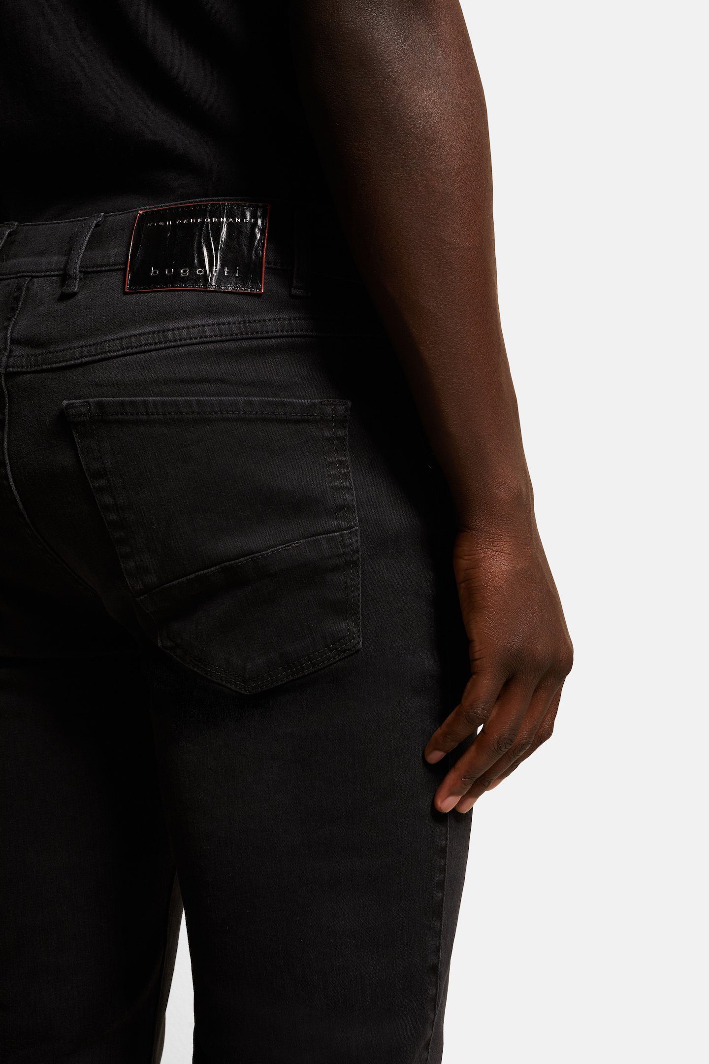 bugatti 5-Pocket-Jeans Flexcity Denim mit Tragekomfort hohem dunkelgrau
