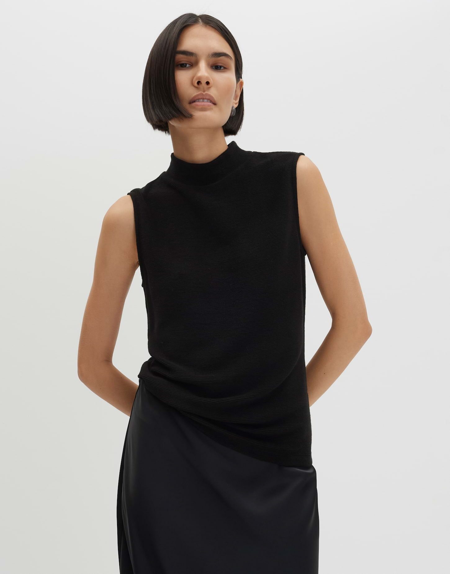 someday Shirttop Kerike aus Viskosemix mit feiner Rippstruktur Schmale Silhouette mit softem Stretch