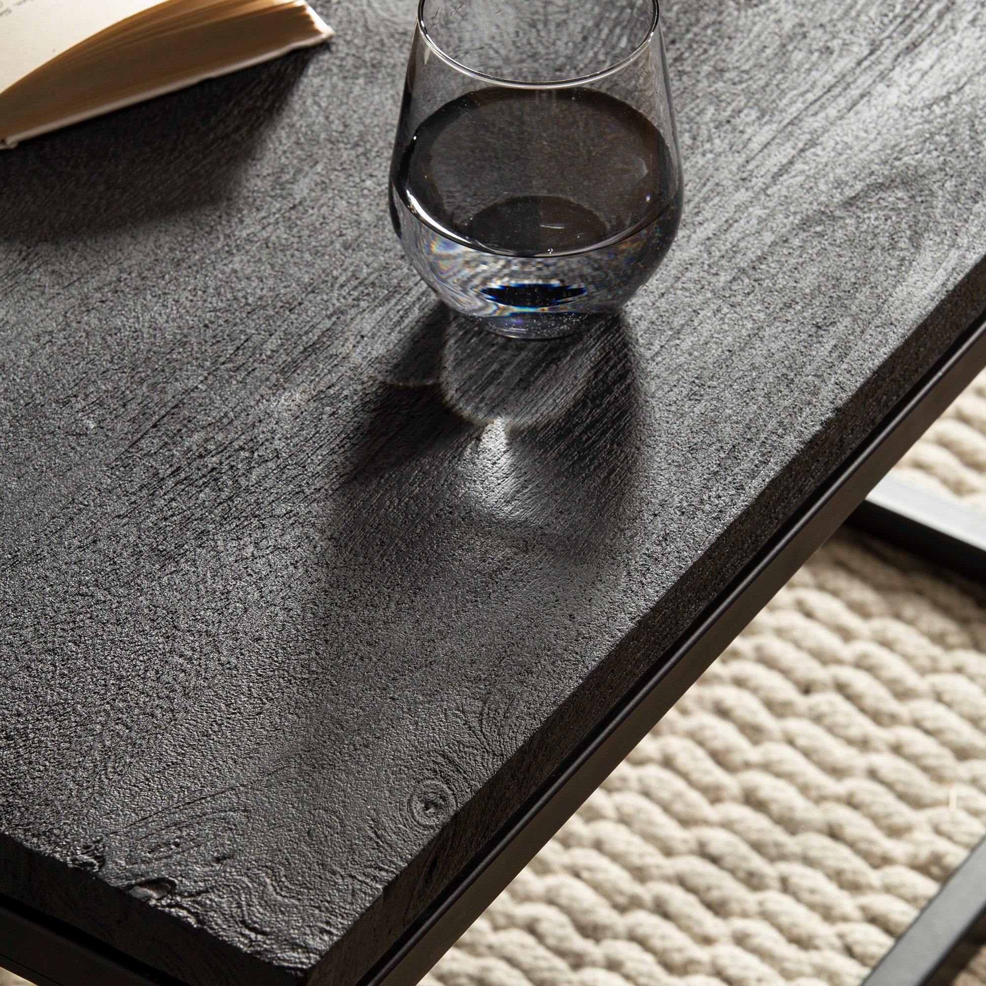FineBuy Design Couchtisch Mango Massivholz schwarz · Wohnzimmertisch mit Metallgestell · moderner Massivholztisch im Industrial Stil – Bild 4 von 5