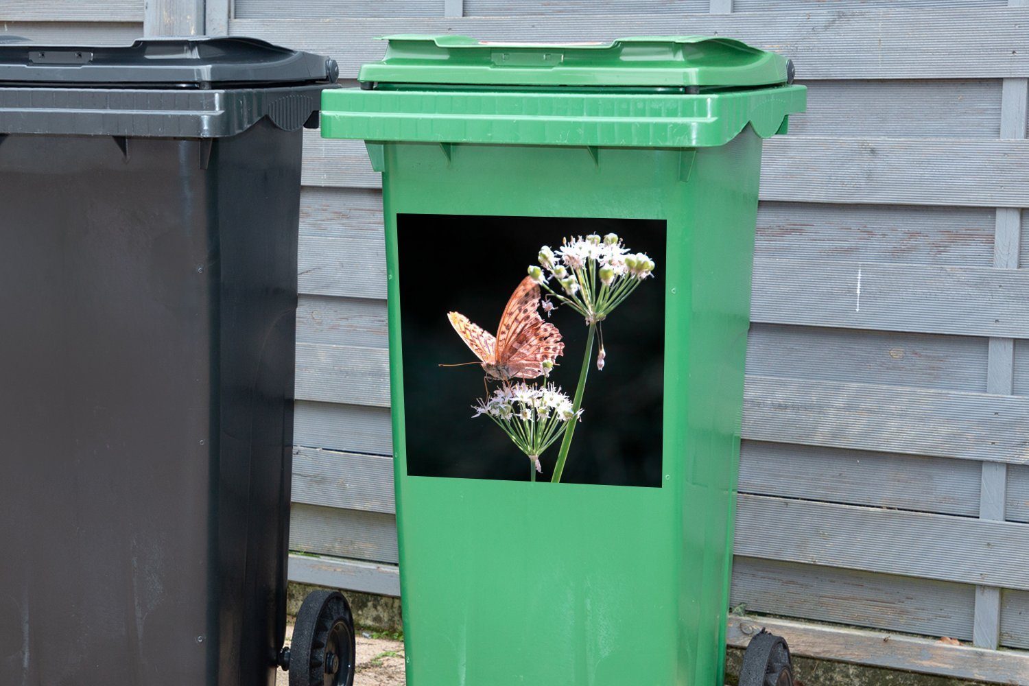 Container, Sticker, Abfalbehälter mit chinesischer in (1 Mülltonne, Wildbahn freier Wandsticker Blühender Mülleimer-aufkleber, Schnittlauch MuchoWow rosa St),