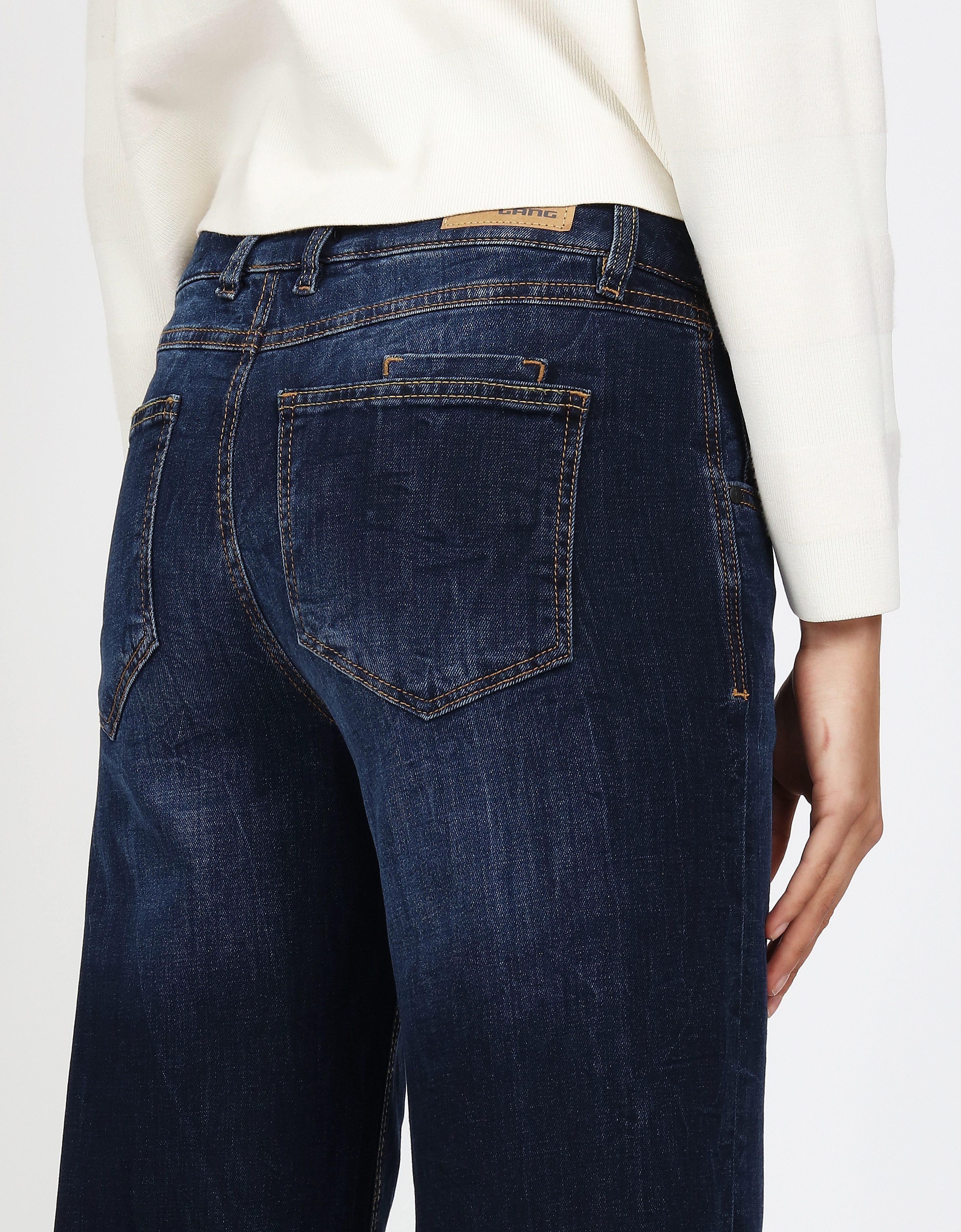 GANG Straight-Jeans 94RIVER mit zusätzlicher kleiner Gesäßtasche