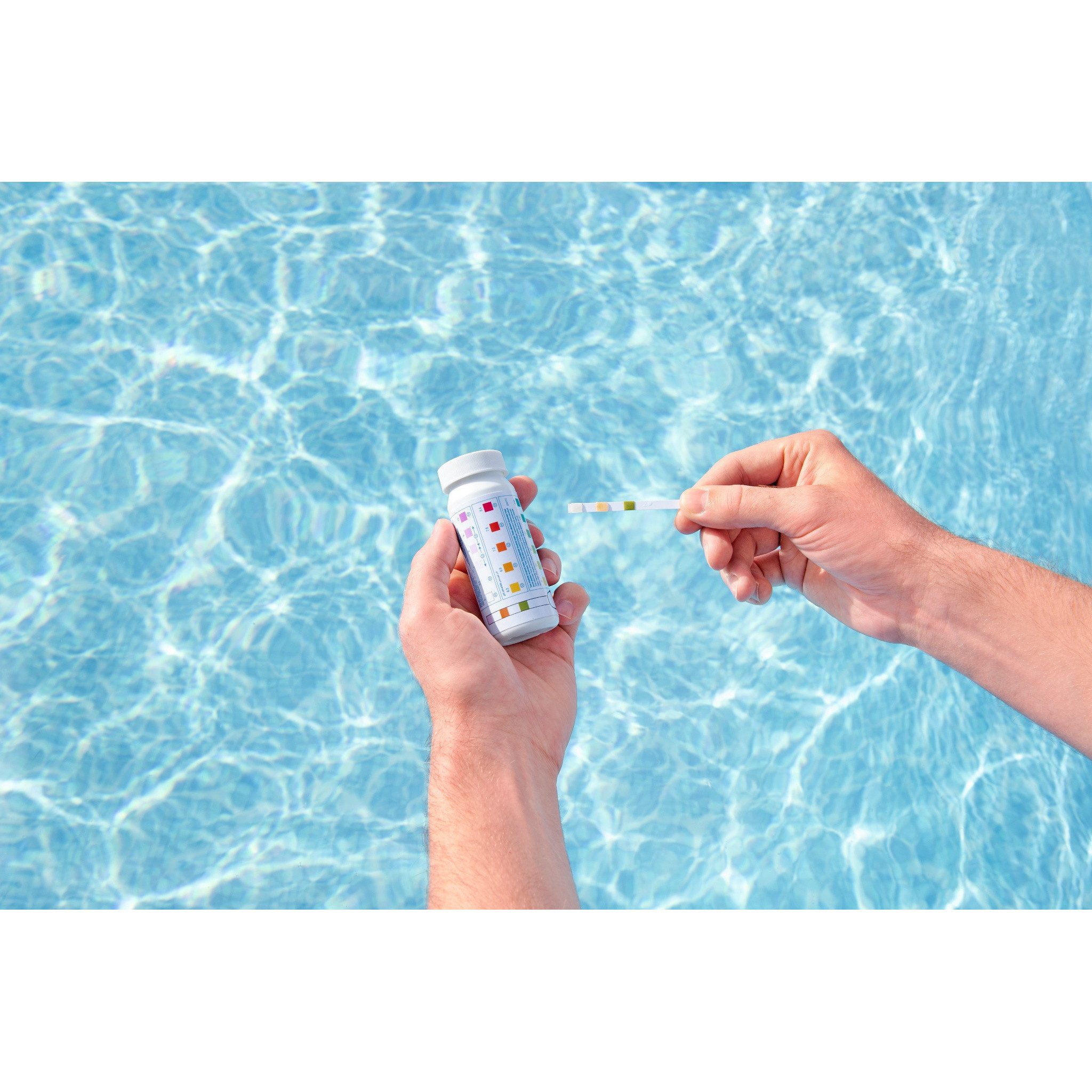 Bestway Pool-Wassertest Teststreifen 3-in-1 für Pool und Spa 50 Stück, zum einfachen Überprüfen des Chemikaliengehalts