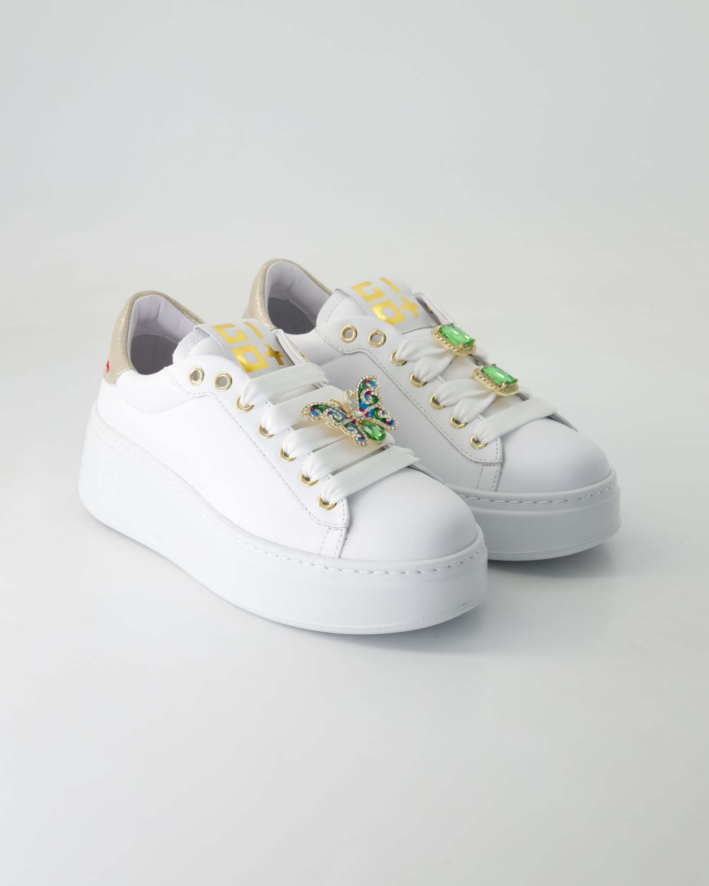 PIA Sneaker