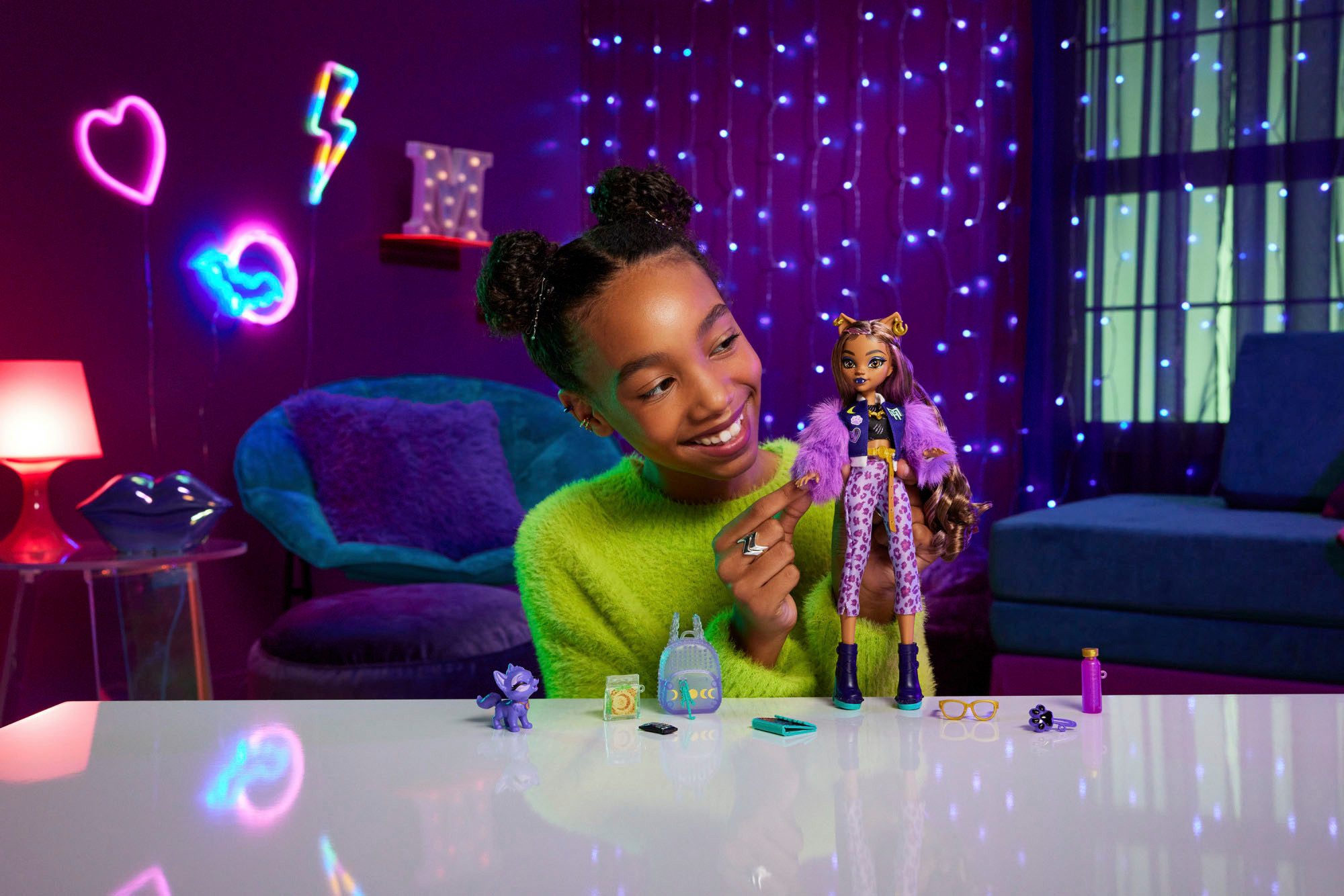 MonsterHigh™ Anziehpuppe Clawdeen Wolf mit Hund günstig online kaufen