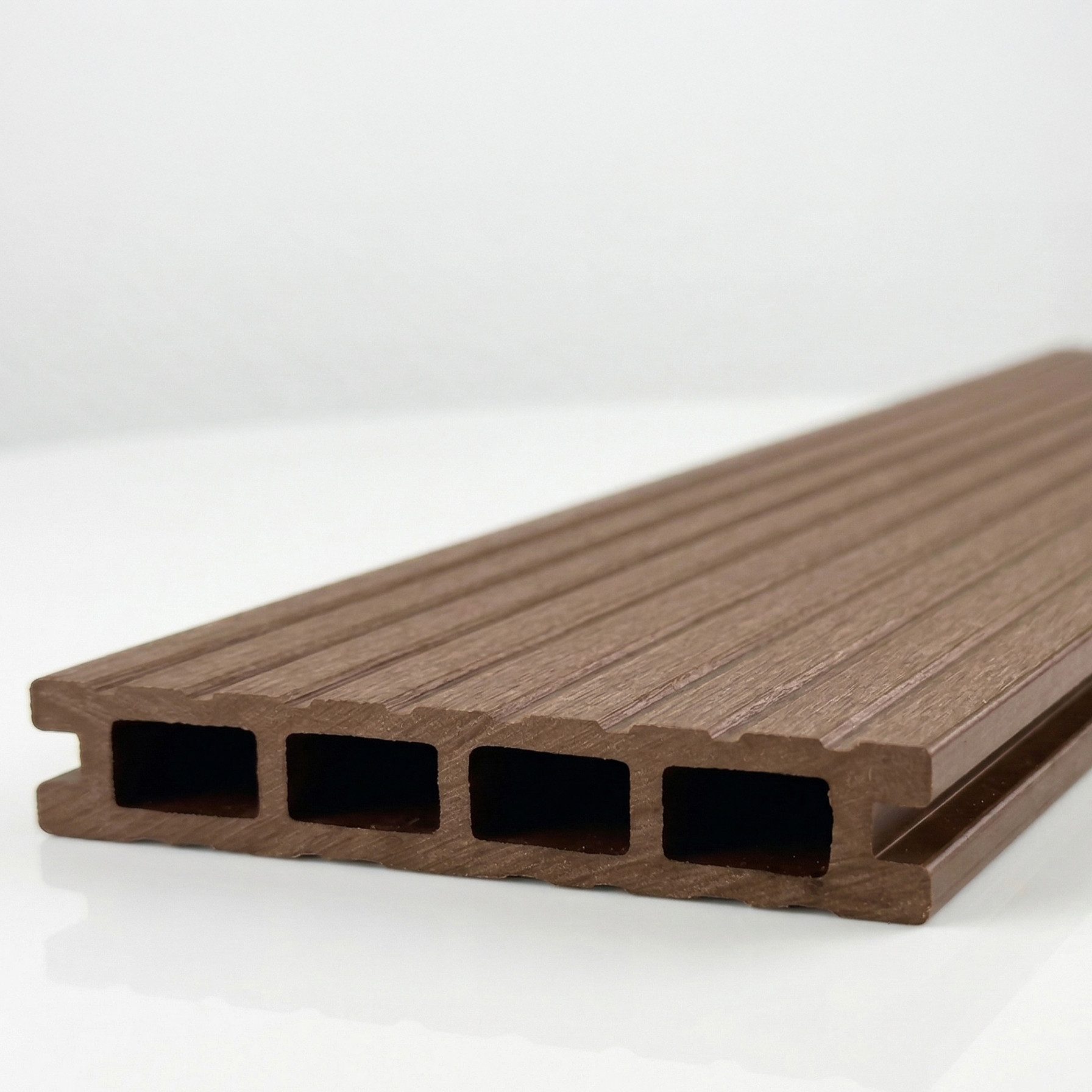 Woodstore24 Terrassendielen WoodoRhodos WPC Diele für Terrasse und Balkon mit Clipsystem, (Bodenbelag Komplettset mit Unterkonstruktion, Clip-Befestigung, 2,4m L x 12cm B x 2cm Stärke, in grau, anthrazit oder braun), Holzoptik, Klicksystem, Außenbereich, Gastronomie geeignet, wetterfest