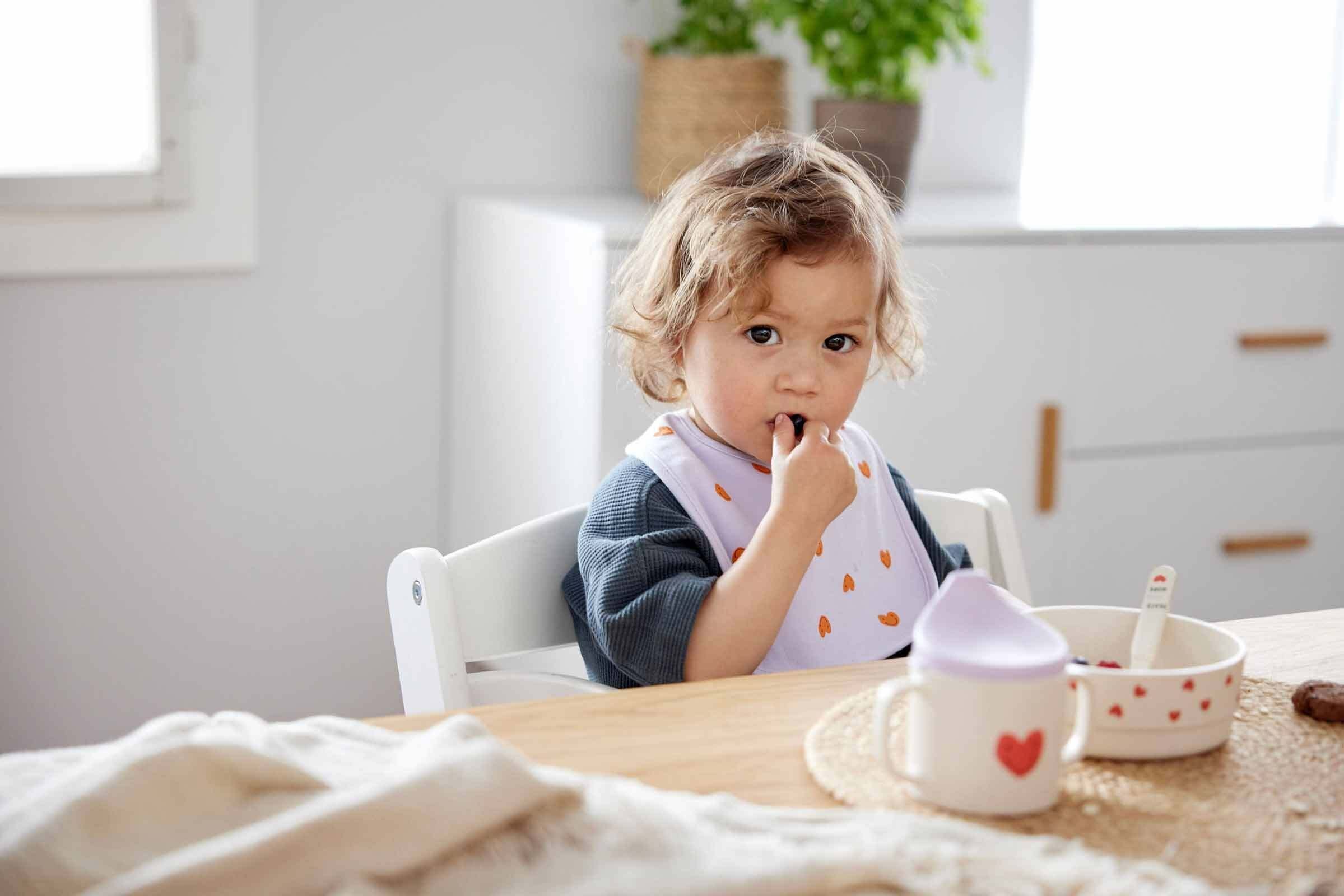 (4-tlg), Happy Kinder-Geschirr-Set Kunststoff Herz Rascals Kindergeschirr-Set Set LÄSSIG 4er