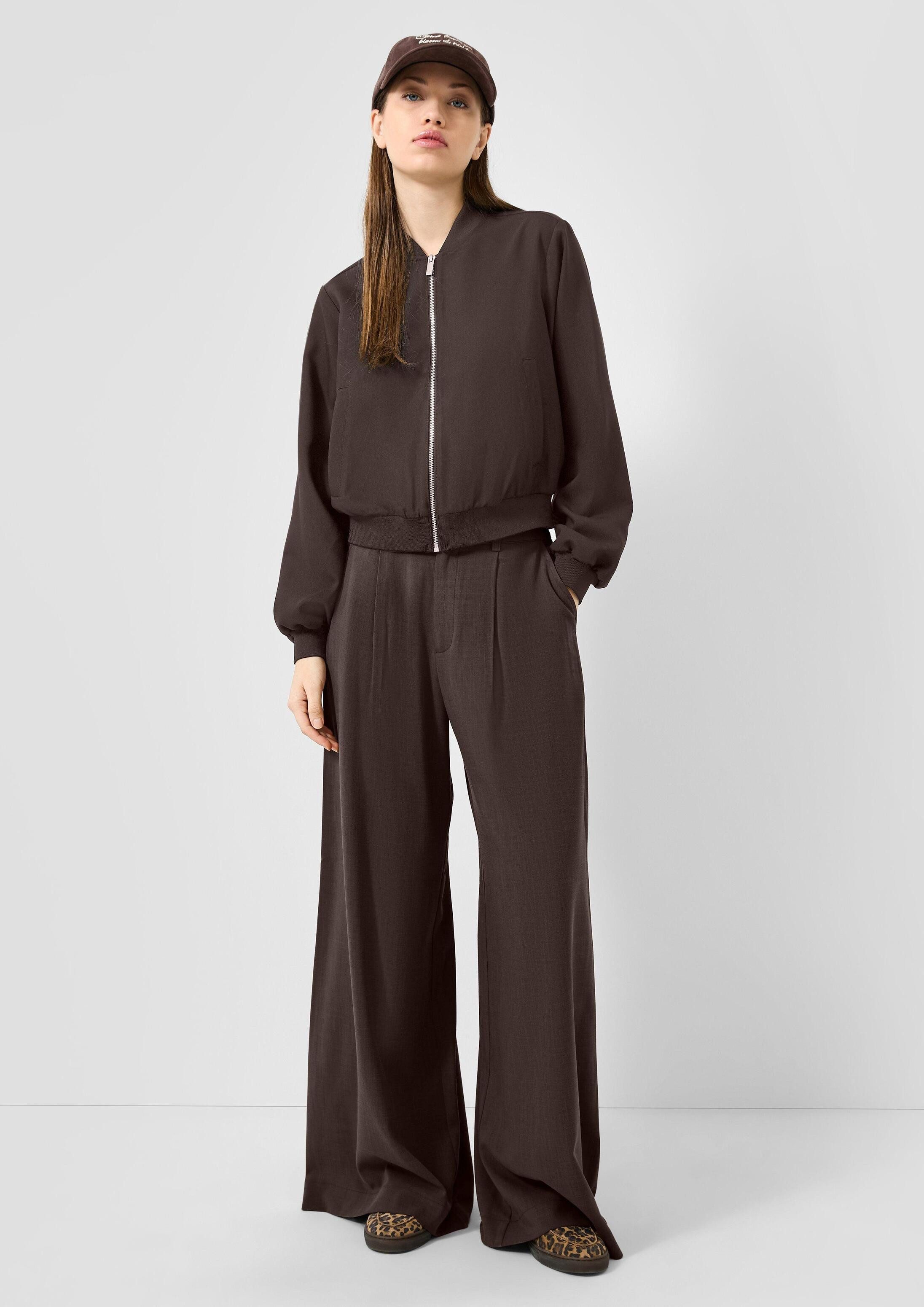 QS Chinos Hose Bundfaltenhose, QS x Vanessa Mai – Bild 5 von 5