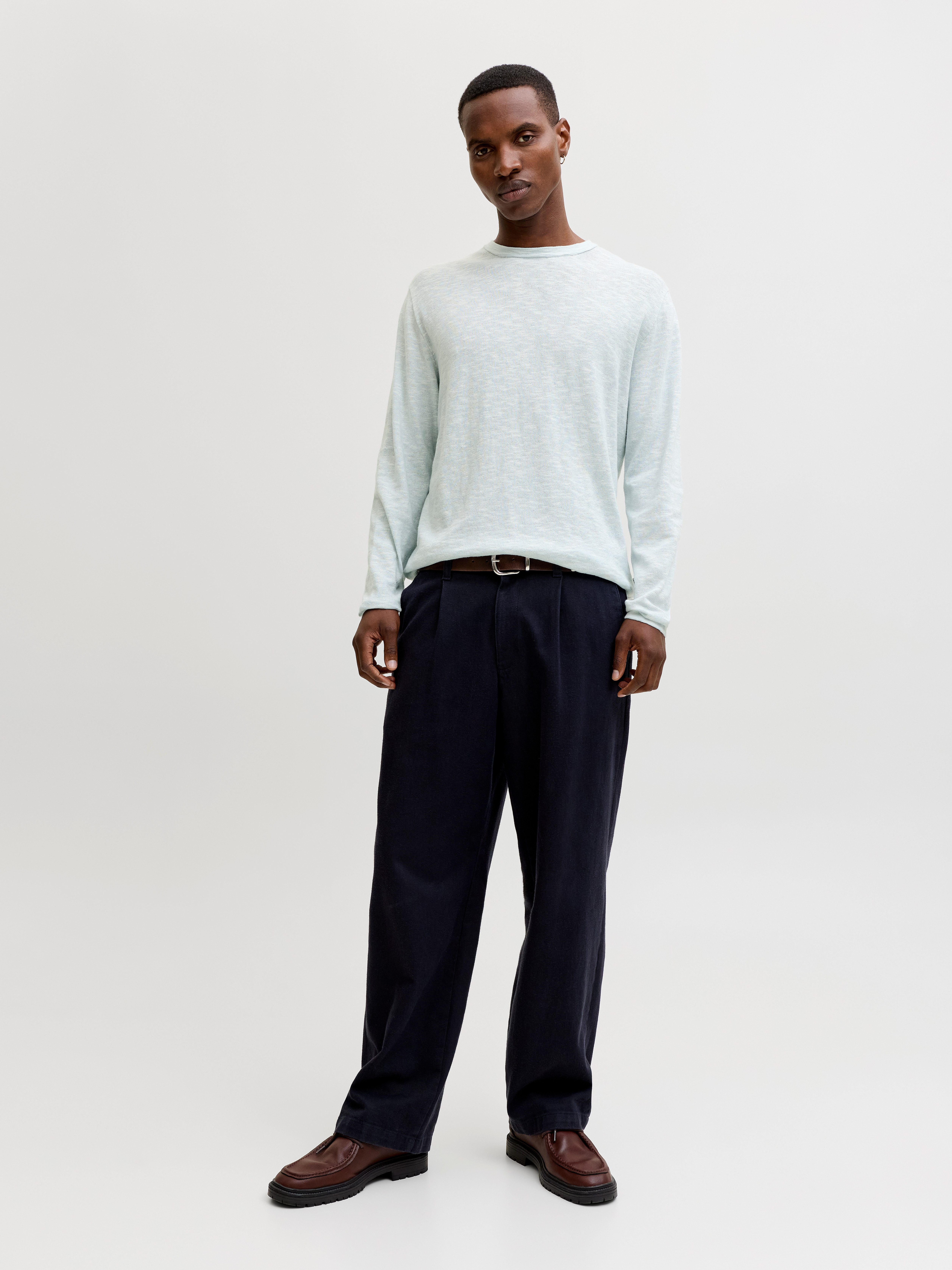 Jack & Jones Rundhalspullover JJESUMMER KNIT CREW NECK SN mit Rundhalsausschnitt