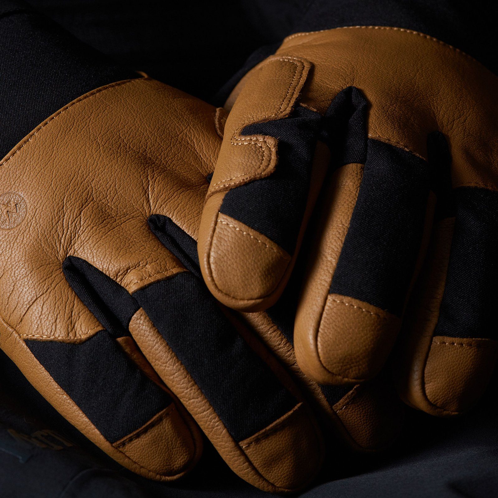 Marmot Skihandschuhe Exum Guide Glove mit aufgedrucktem Markenlogo