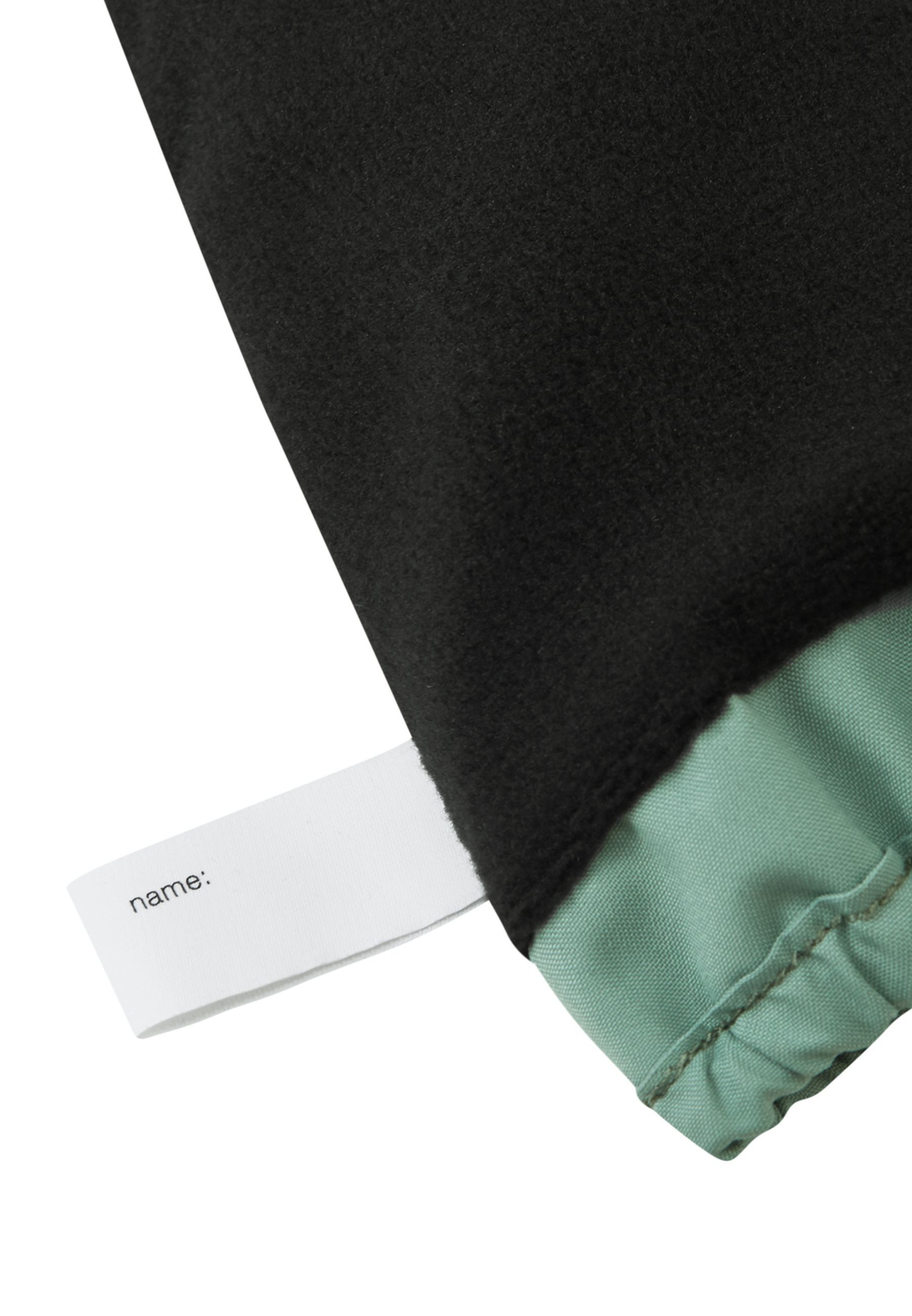 reima Fäustlinge APUNA (1-St) Enthält zertifizierte recycelte Fasern, 100% recycelter Membran