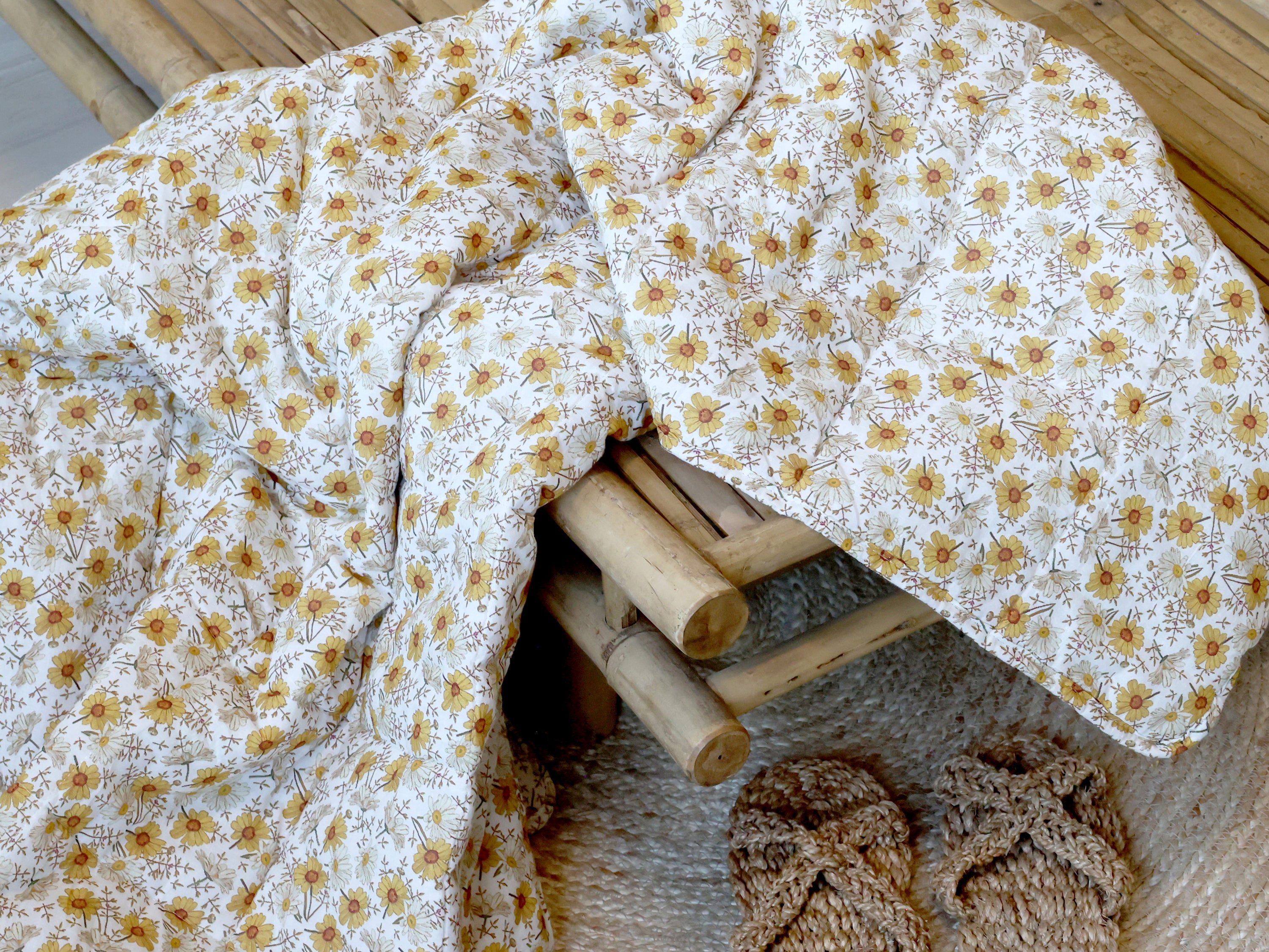 Chic Antique Tagesdecke Chic Antique Vintage Quilt mit Margeritenprint Creme