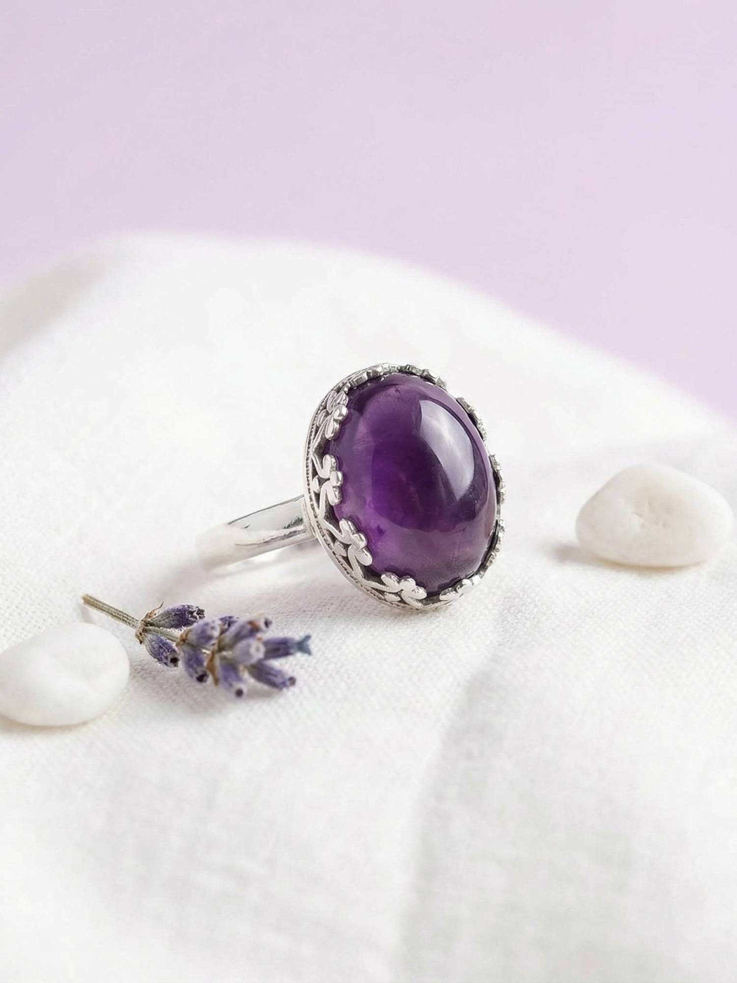 mantraroma Silberring NAPULO aus 925 Silber mit Amethyst (Ring mit Schmuckbeutel), Damenring aus 925er Silber