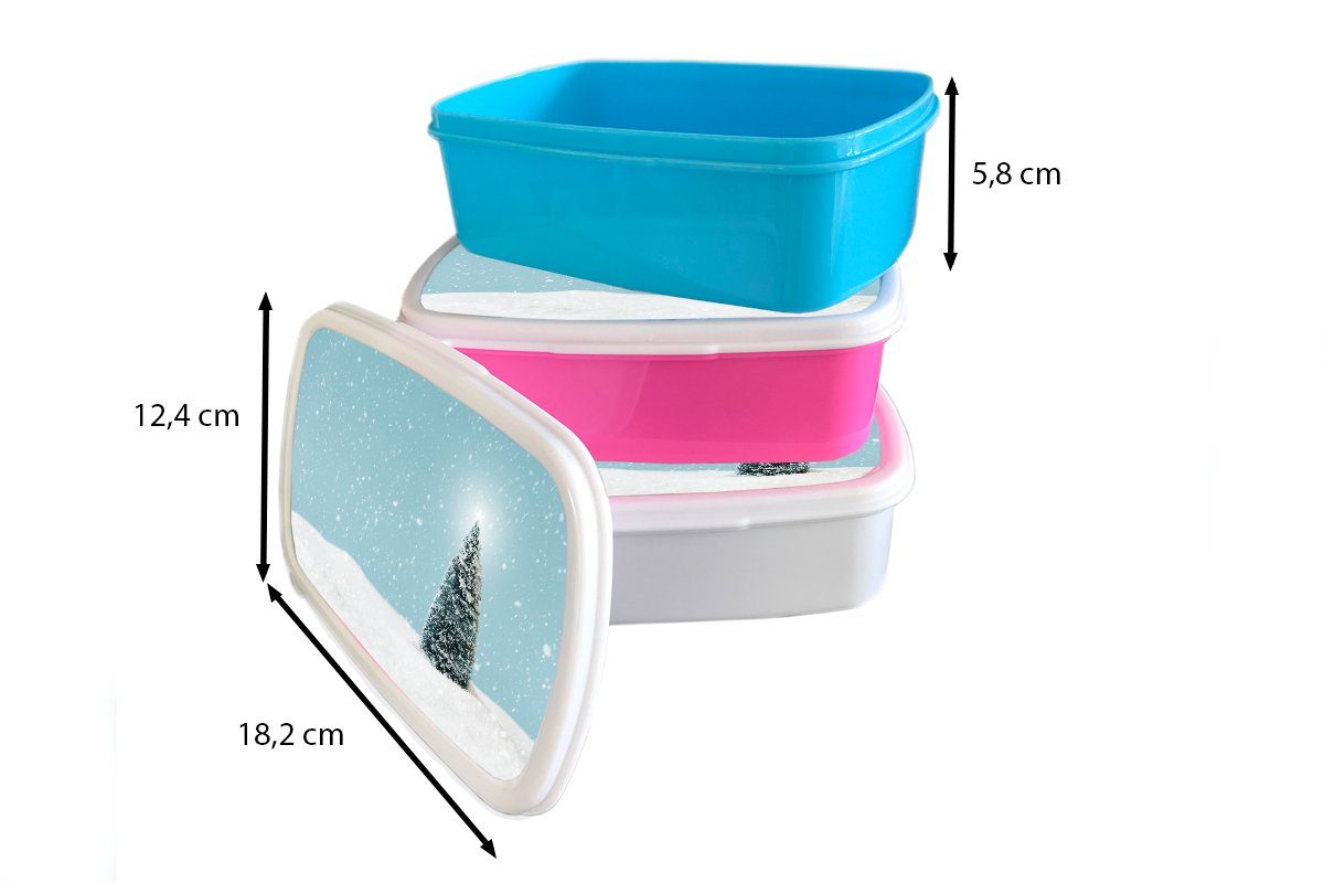 rosa Brotbox blauen, verschneiten Kunststoff Brotdose Landschaft MuchoWow Erwachsene, für in (2-tlg), und Ein Snackbox, einem Kinder, Kunststoff, Lunchbox Mädchen, Weihnachtsbaum einer