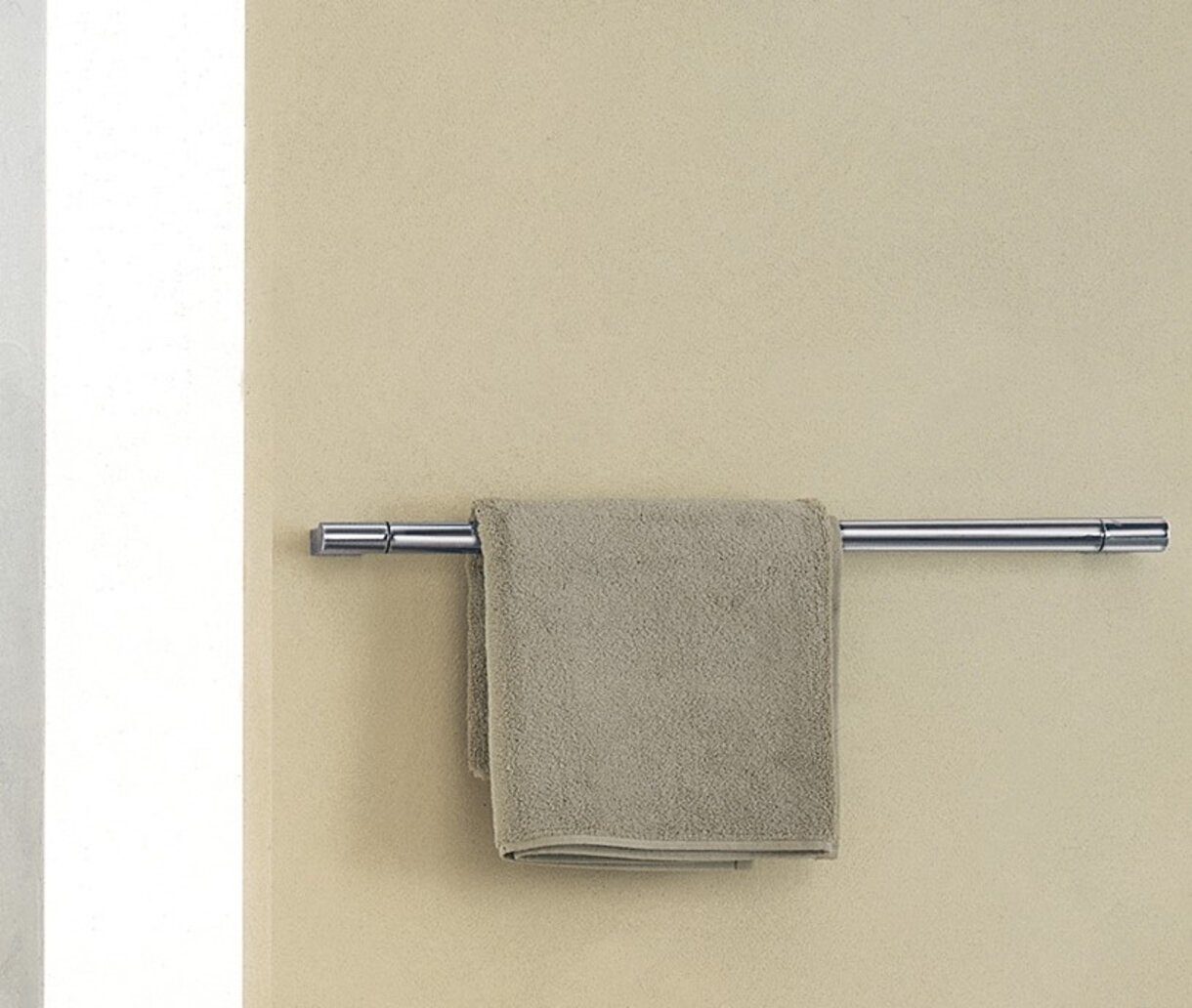 Keuco Handtuchstange Plan, Badetuchhalter aus Metall, für Badezimmer oder Sauna, 65,1 cm