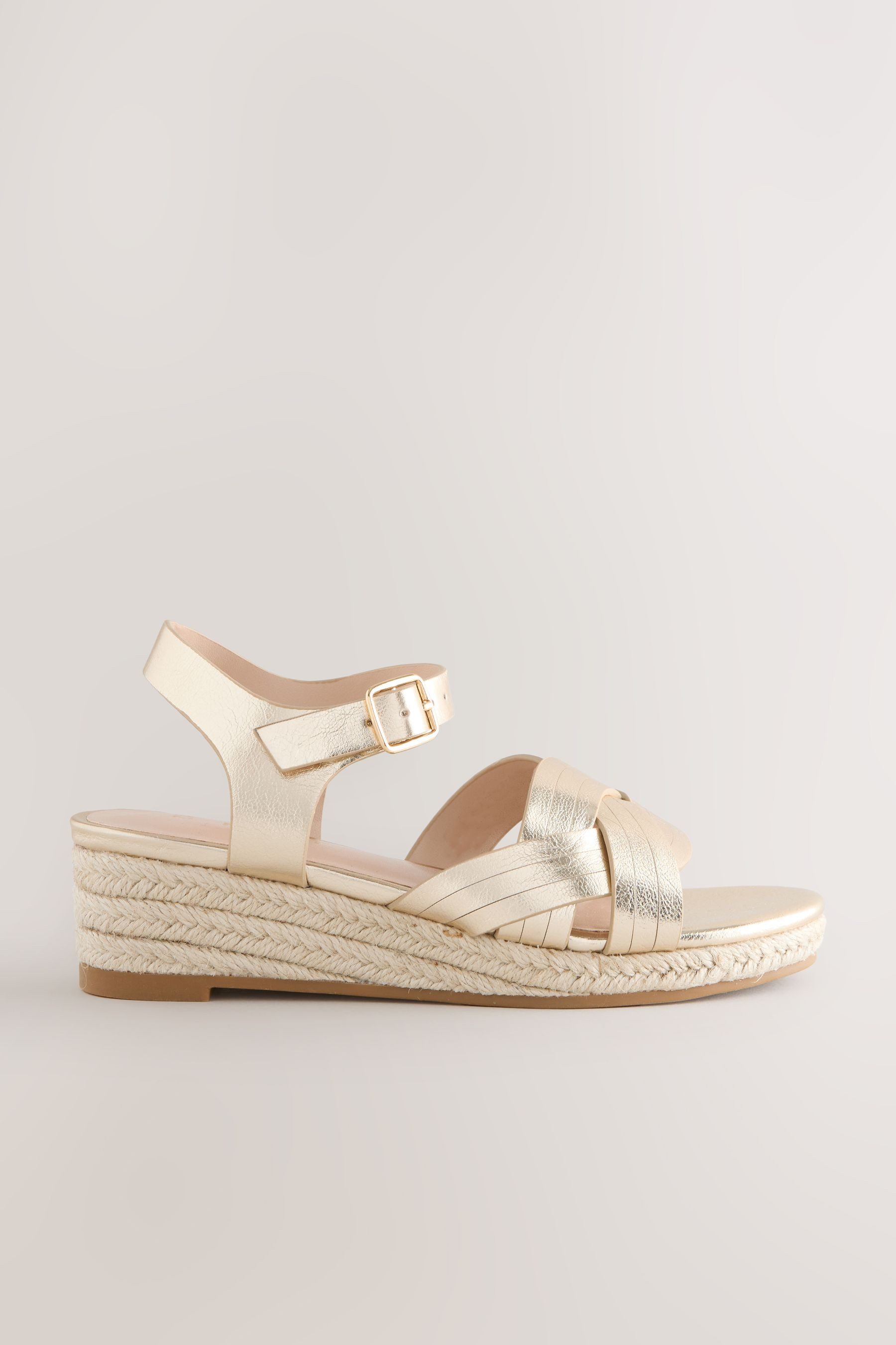 Next Keilabsatz-Sandalen in Weboptik Keilsandalette (1-tlg)