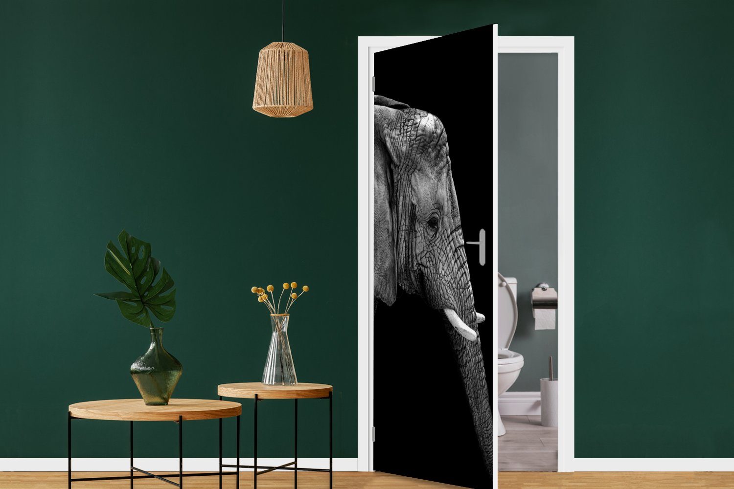 Tür, cm - Schwarz - Fototapete weiß (1 75x205 und - Elefant Türtapete Tiere, bedruckt, Türaufkleber, St), für Porträt MuchoWow Matt,