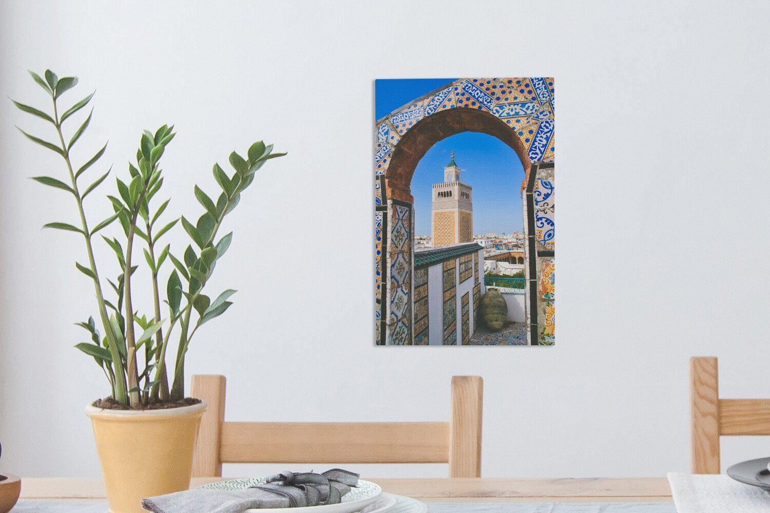 Tunis, (1 fertig in inkl. Leinwandbild Mosaiken OneMillionCanvasses® Zackenaufhänger, 20x30 Gemälde, Tor verziertes mit cm Leinwandbild bespannt Ein St),