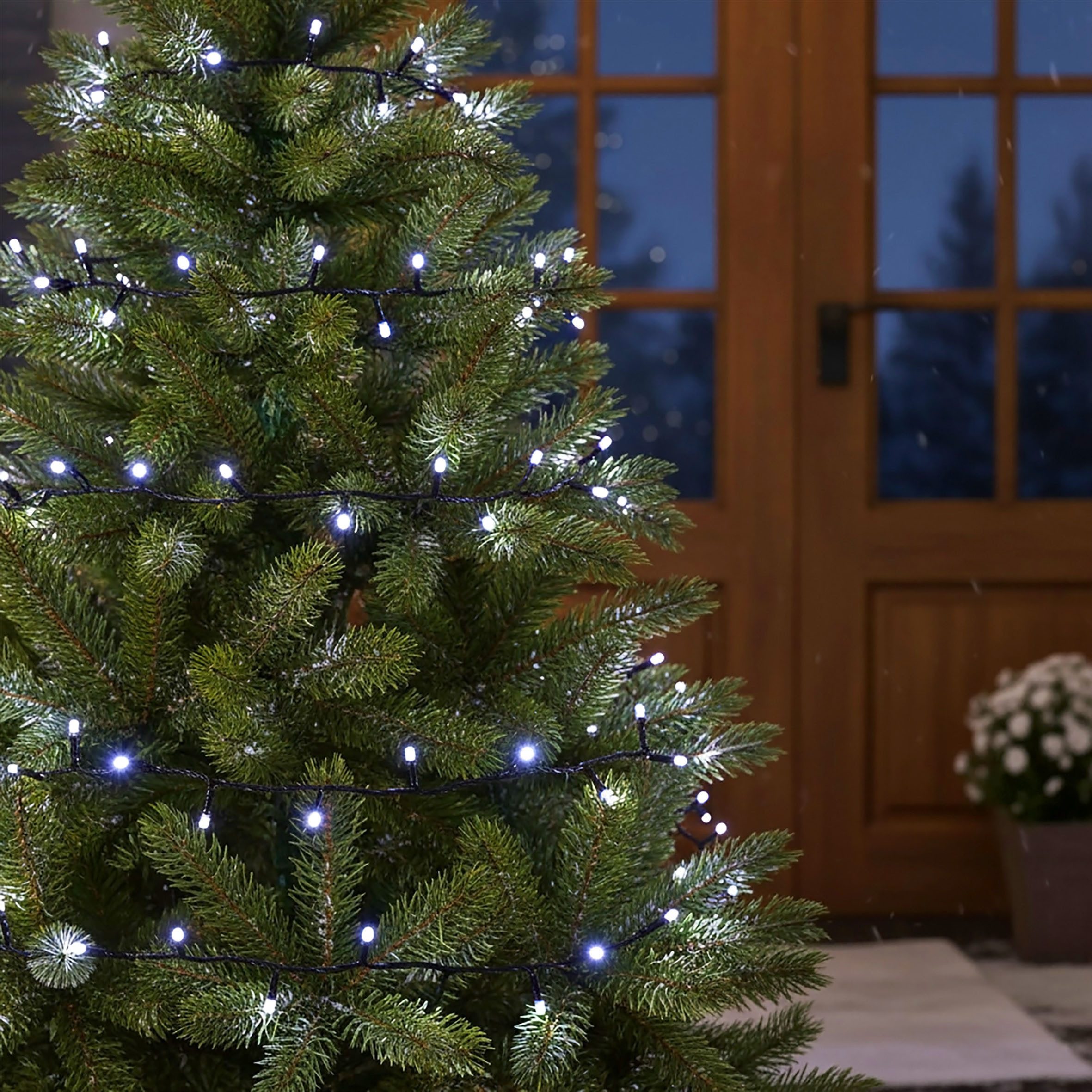 Spetebo LED-Lichterkette Außen Lichterkette kalt weiß mit Timer 96 LED, Garten Deko Beleuchtung mit 8 Funktionen - Batterie betrieben – Bild 5 von 5