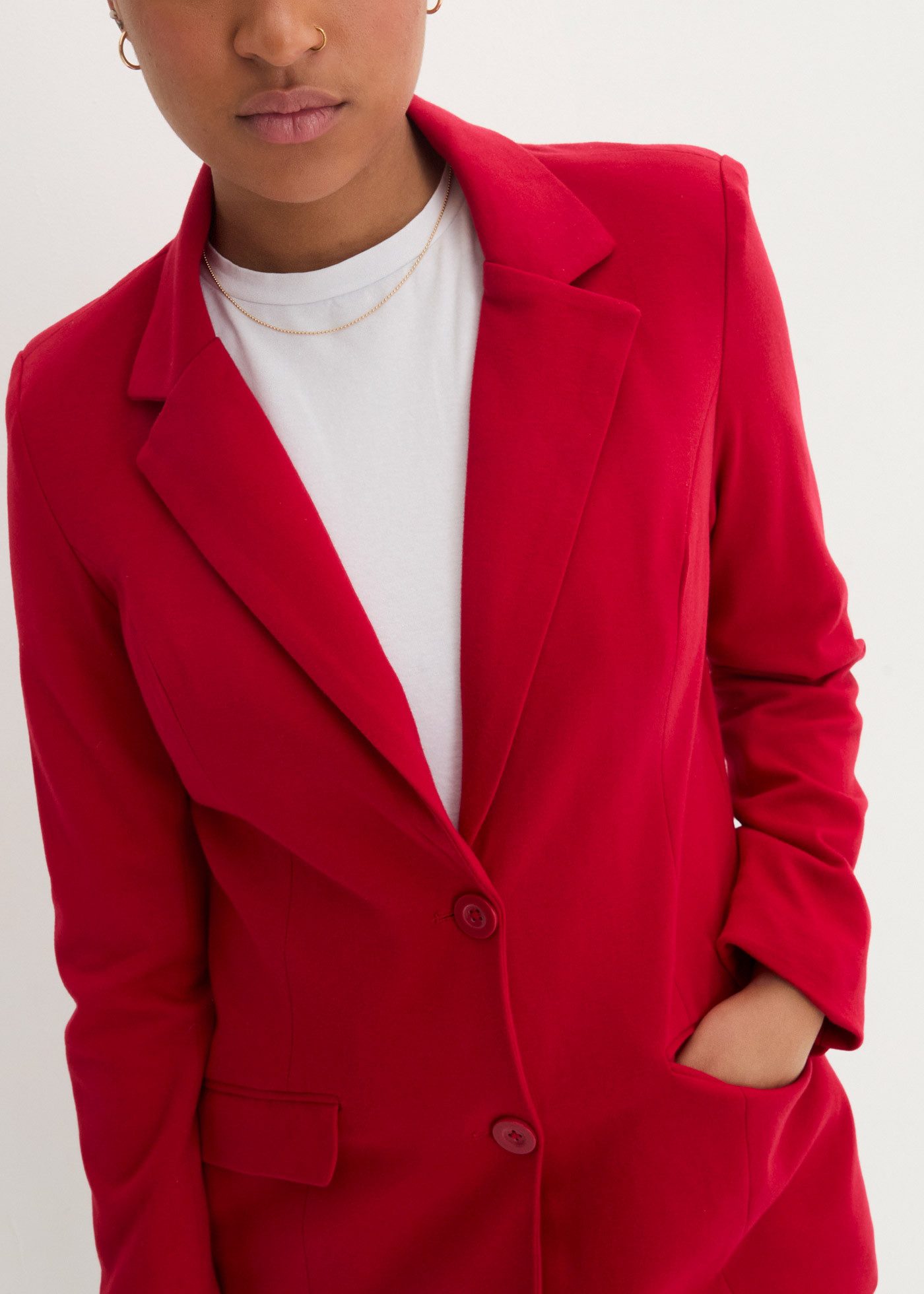 bonprix Jackenblazer (1-tlg) eleganter Schnitt, taillierte Passform, mit langem Arm