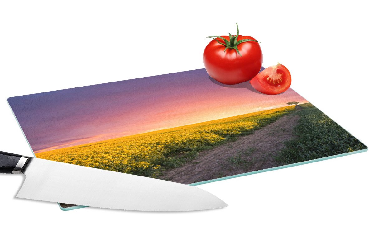 MuchoWow Schneidebrett Blumen - Straße - Himmel - Gelb - Lila - Sonnenuntergang - Natur, Glas, Schneidebrett Glas, Küchenbrett, Rutschfest, 28x20 cm