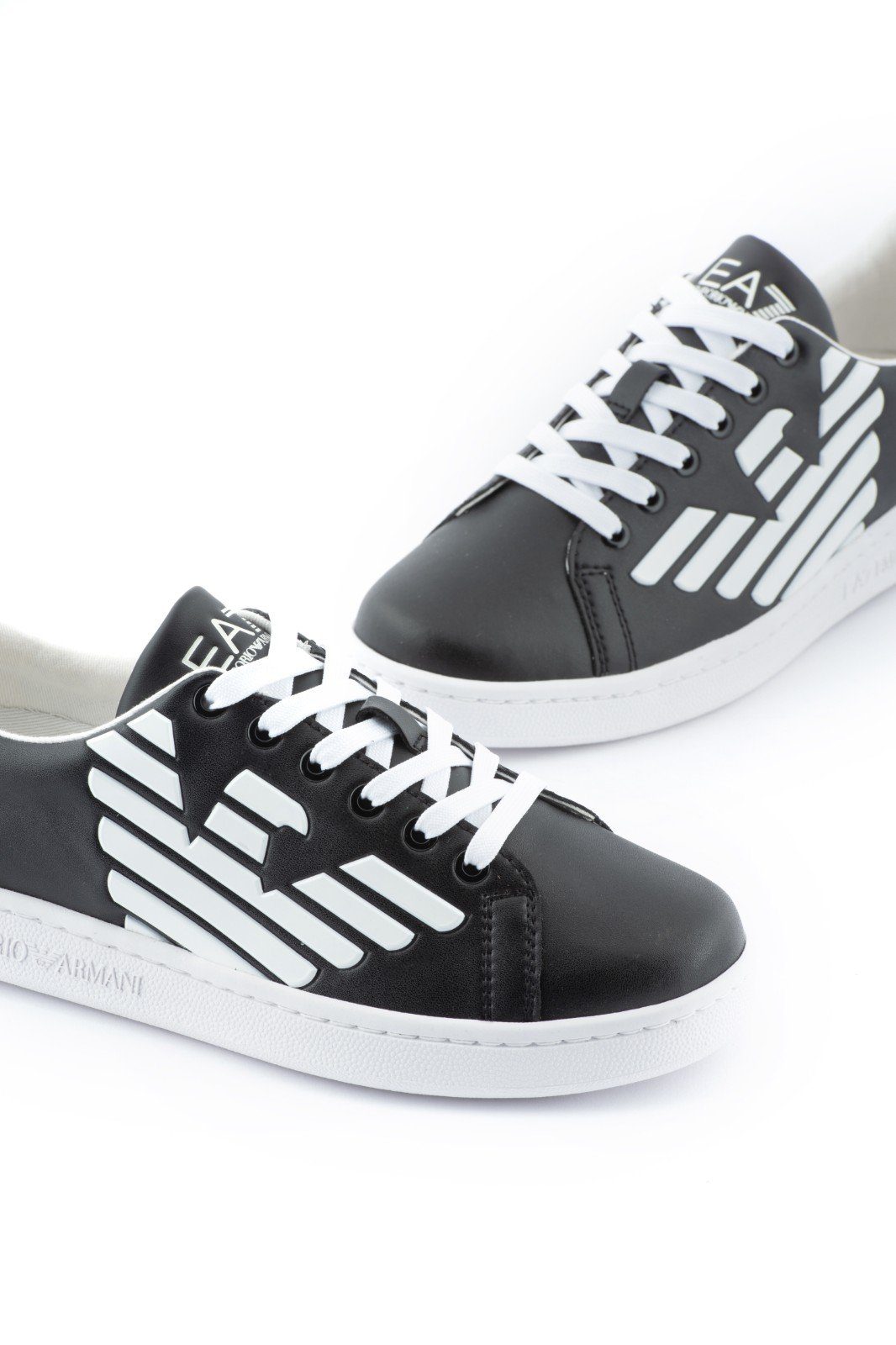 Emporio Armani Emporio Armani Sneaker schwarz/ weiß Adler Sneaker