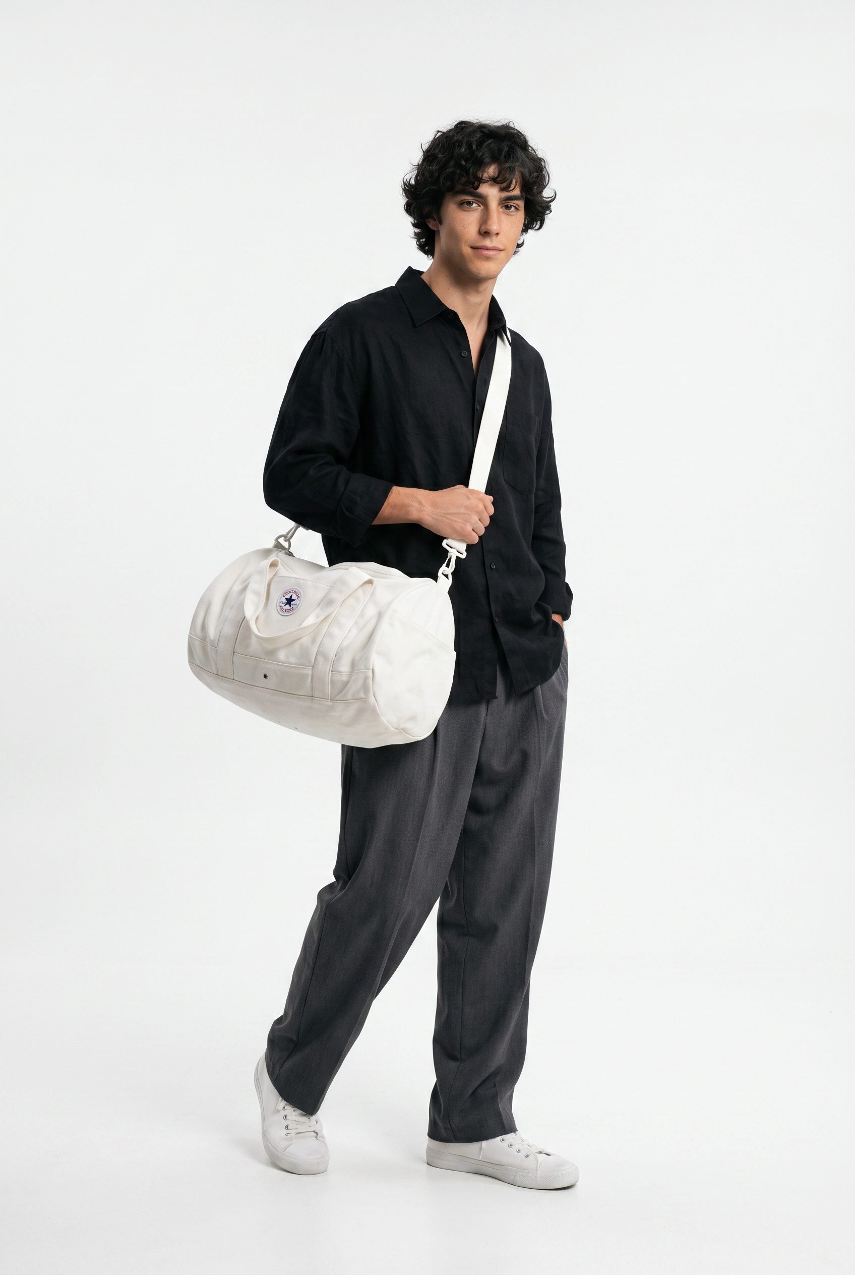 Converse Sporttasche CAU GO2 DUFFEL MINI, sportlicher Stil, funktionaler Begleiter für den Alltag, aus Polyester