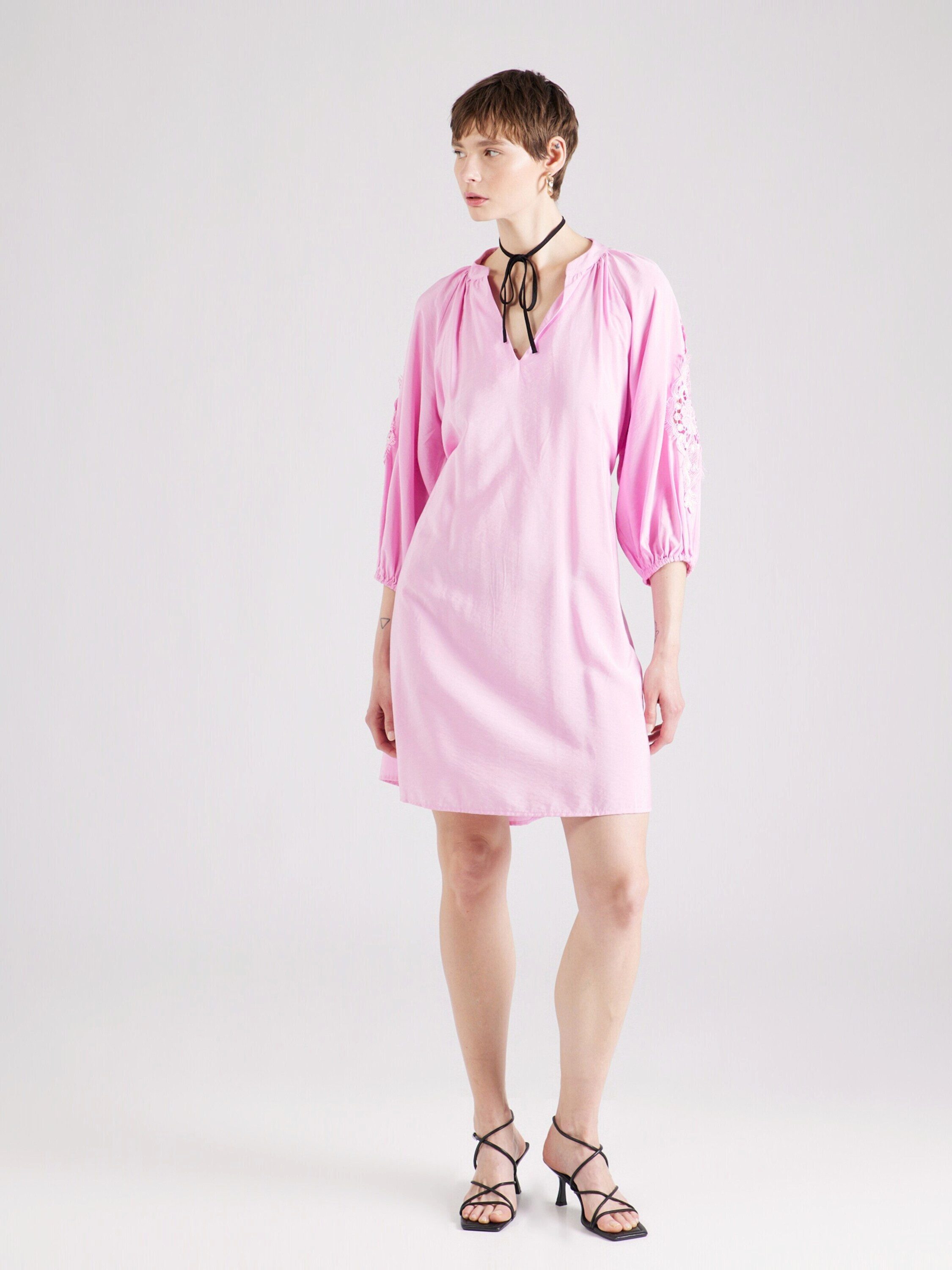 Sisters Point Spitzenkleid VIABA (1-tlg) Drapiert/gerafft