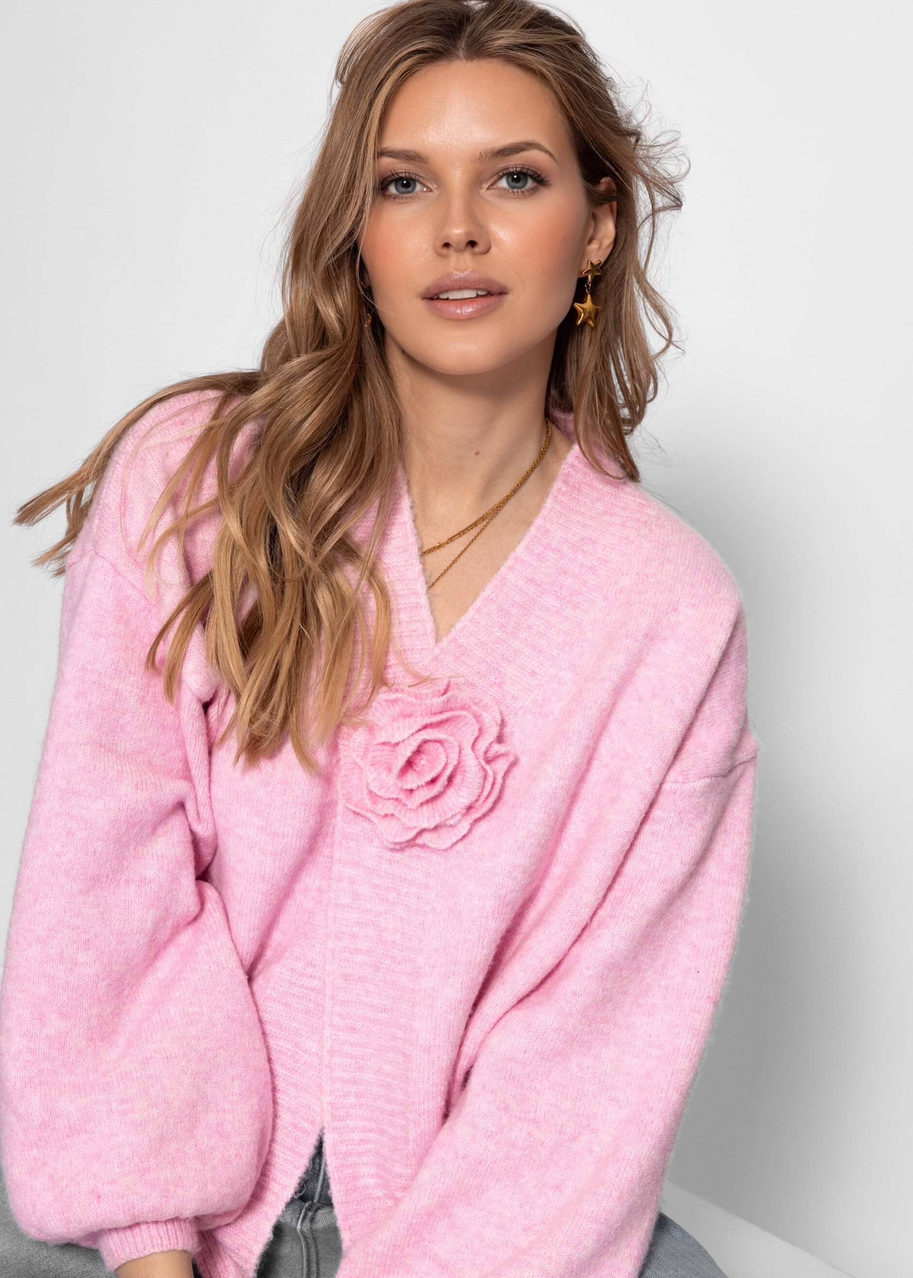 SASSYCLASSY Cardigan Strickjacke mit Blumenapplikation für Damen Femininer günstig online kaufen
