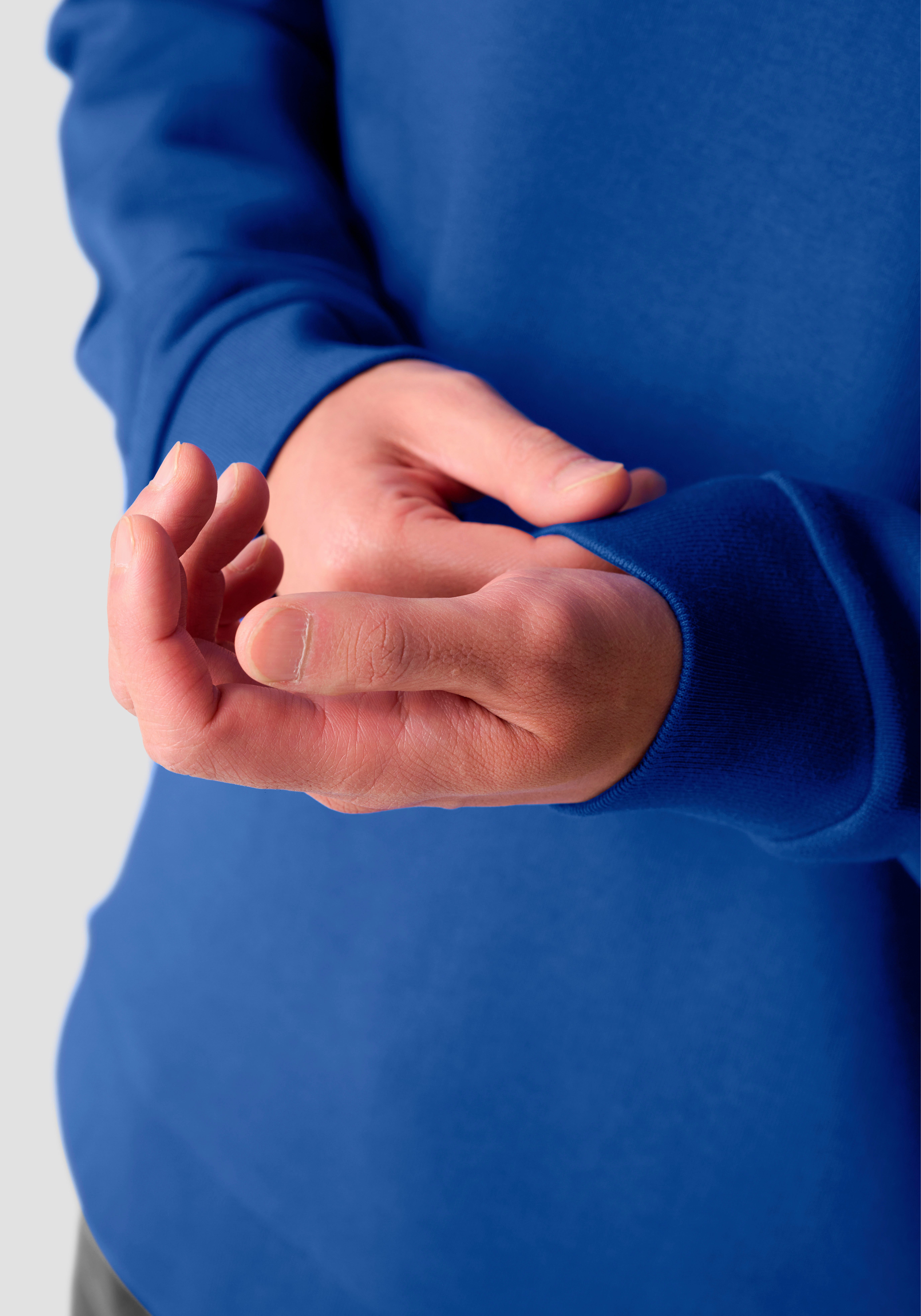 BMW Rundhalspullover mit breitem Bund am Ärmelabschluss