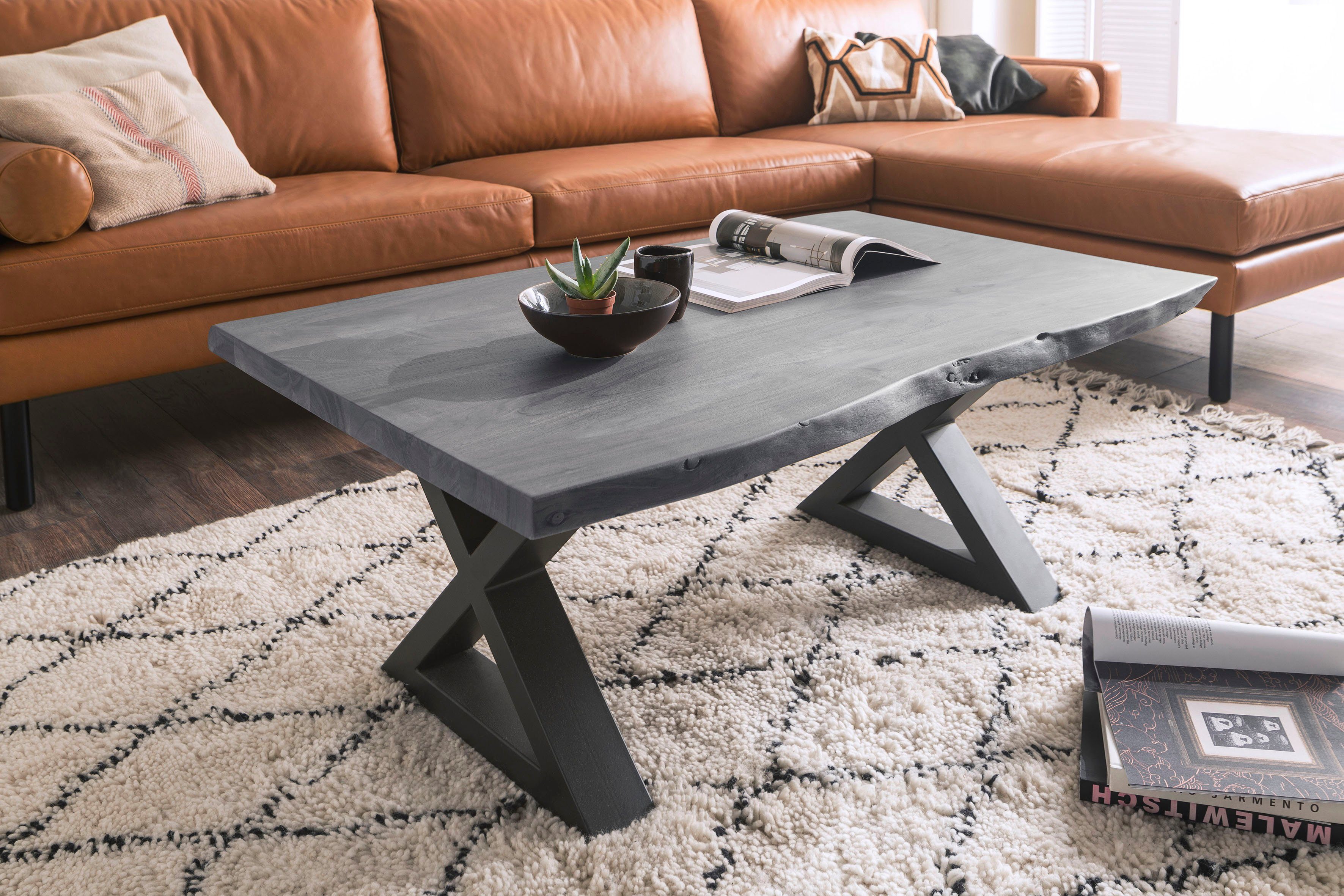 MCA furniture Couchtisch Grau Löchern Baumkante lackiert Cartagena, Massivholz und natürlichen Anthrazit mit und Couchtisch Grau | Rissen 