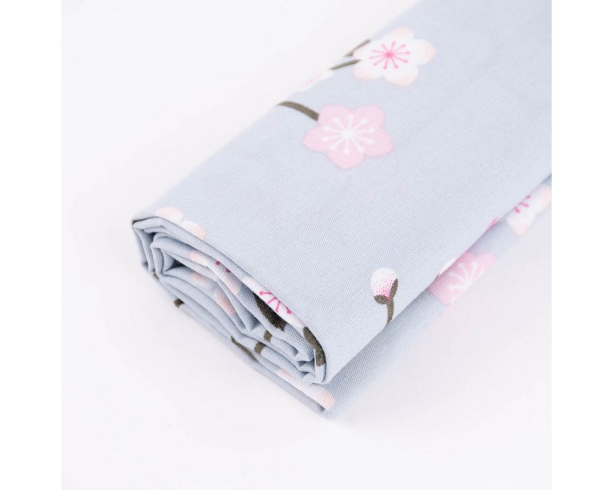 Thumbnail - Rico Design Stoff Rico Design Baumwollstoff Kirschblütenzweige hellblau rosa 50x140cm